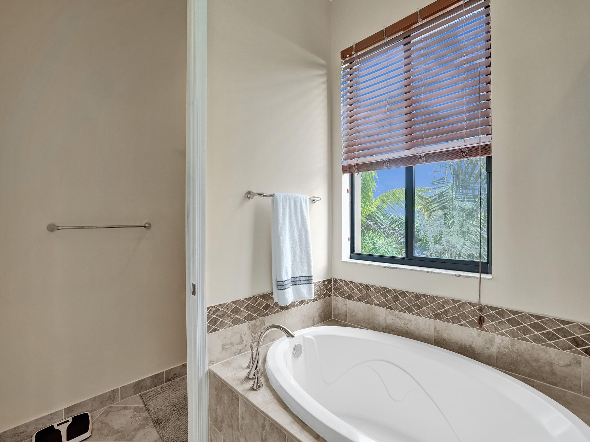 3055 NW 126th Ave 302