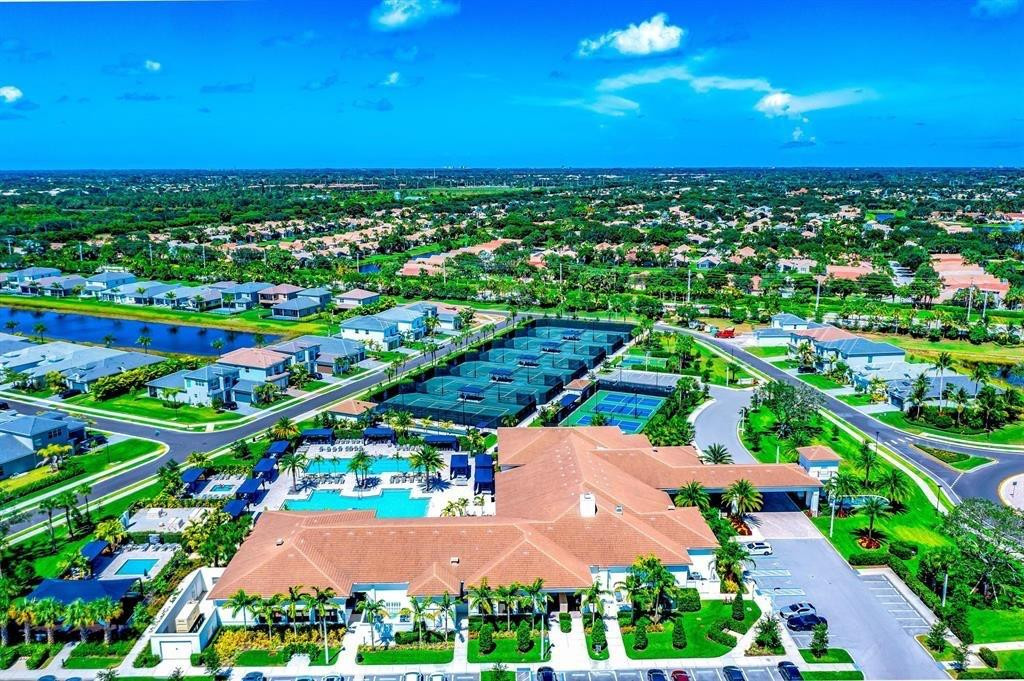 7638 Charing Cross Ln