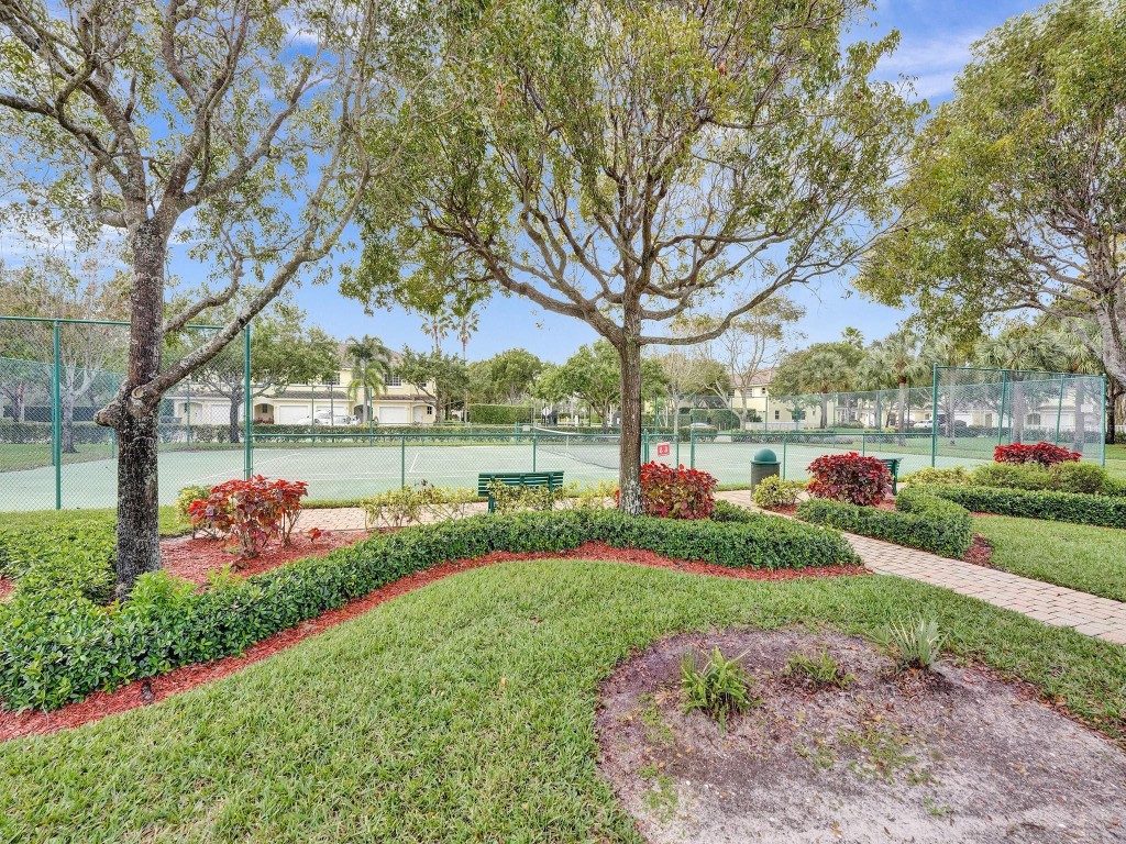 773 Imperial Lake Rd