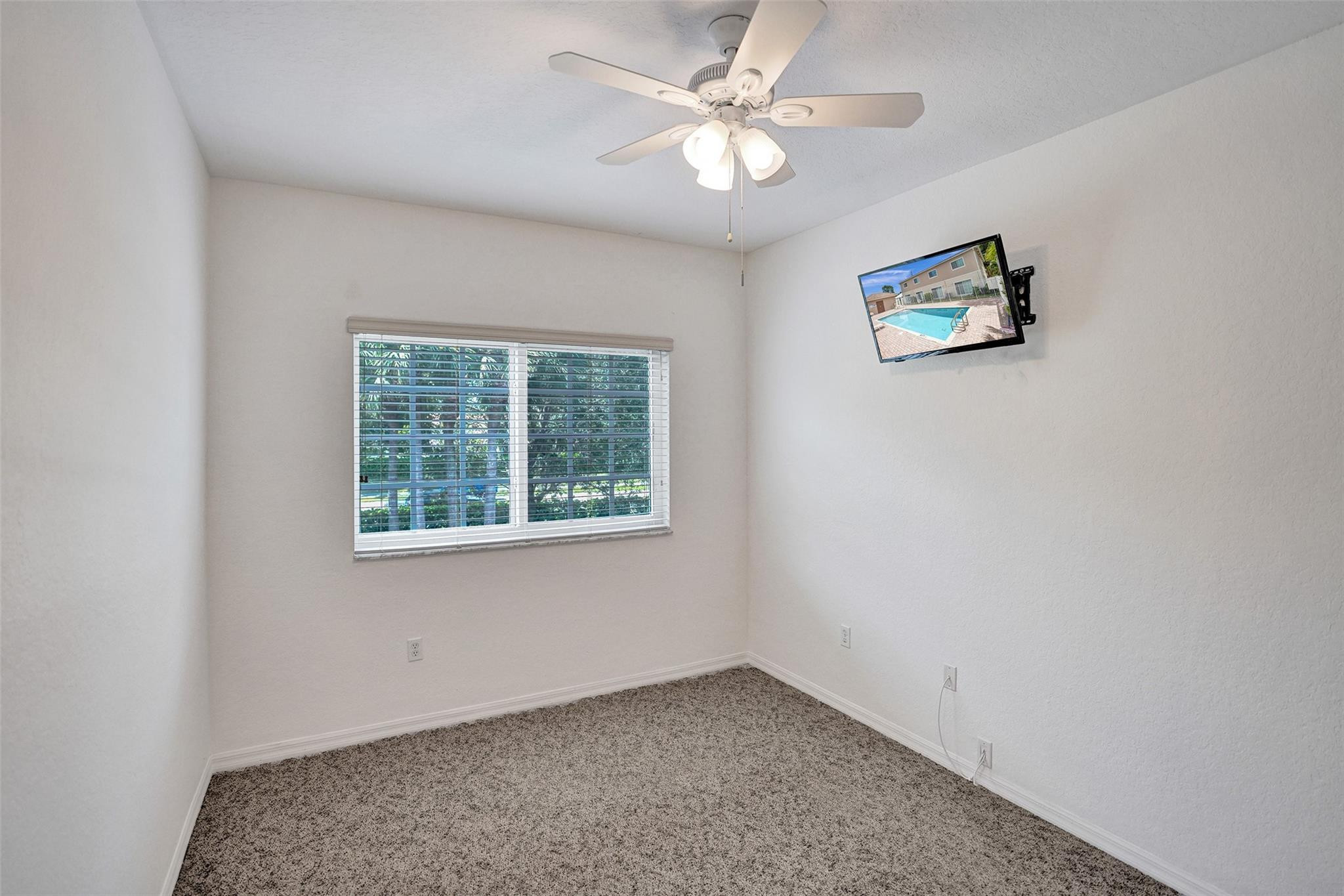 5437 Via Delray
