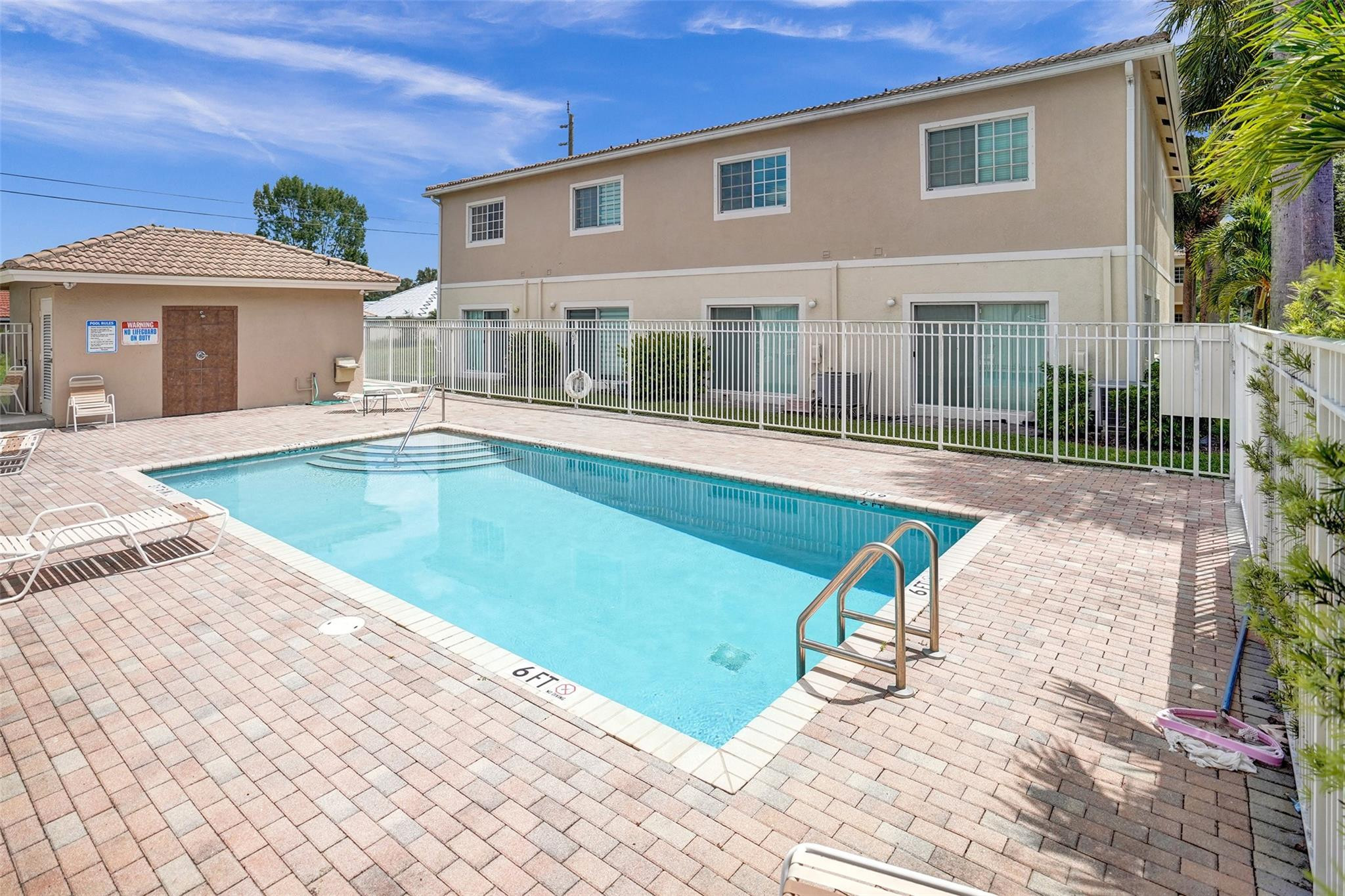 5437 Via Delray