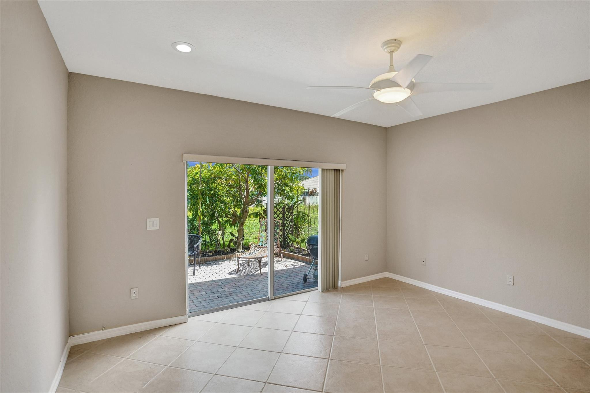 5437 Via Delray