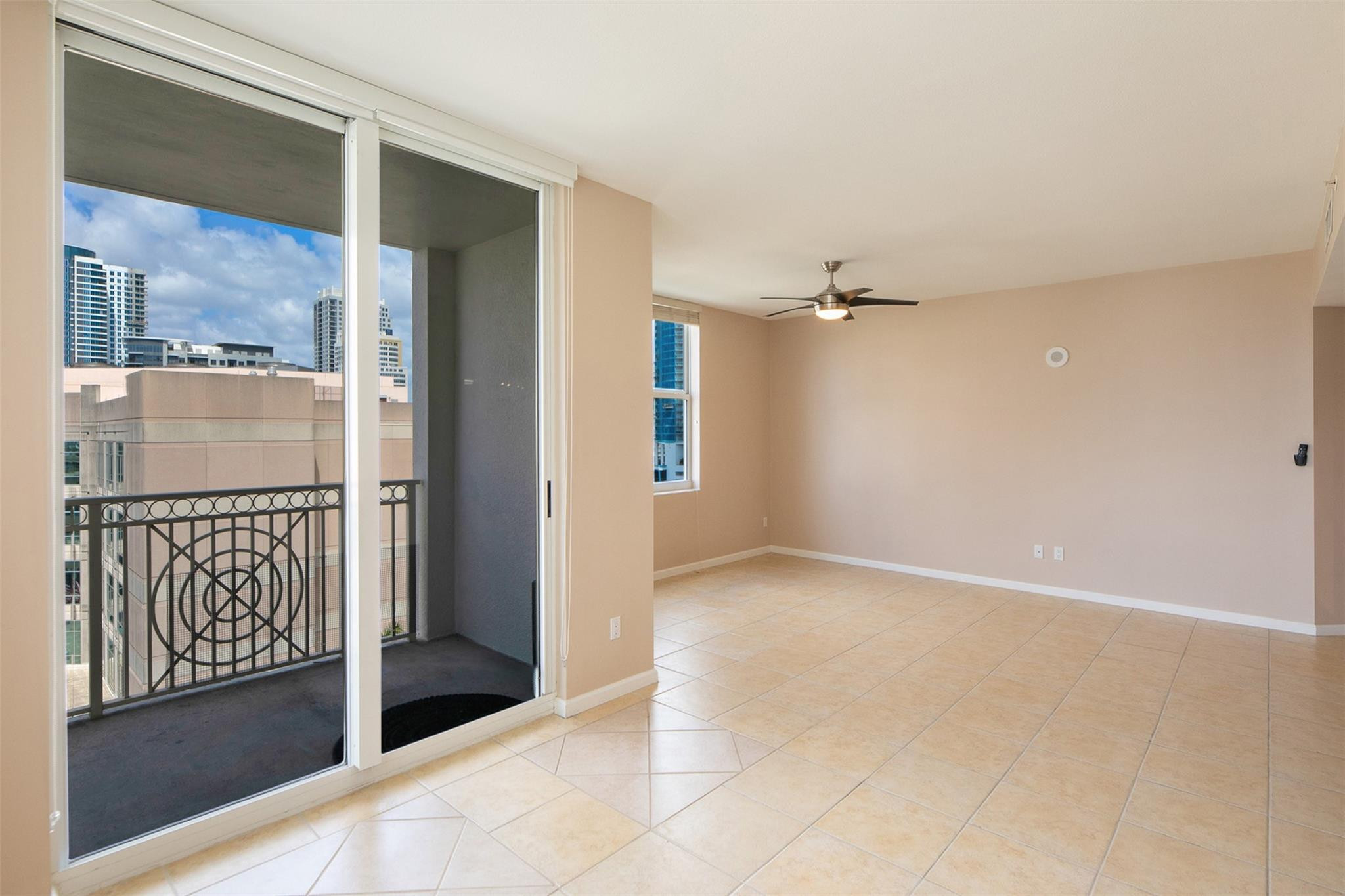511 SE 5th Ave 1014