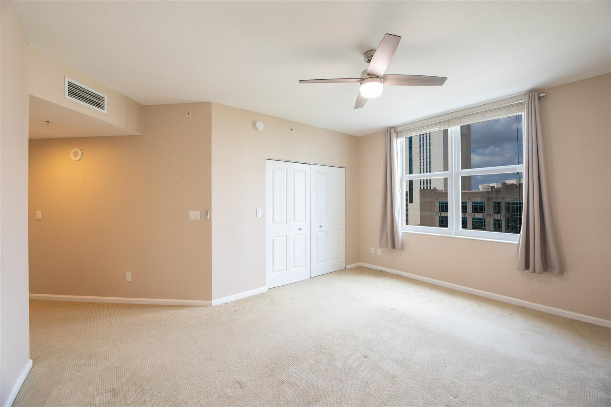511 SE 5th Ave 1014