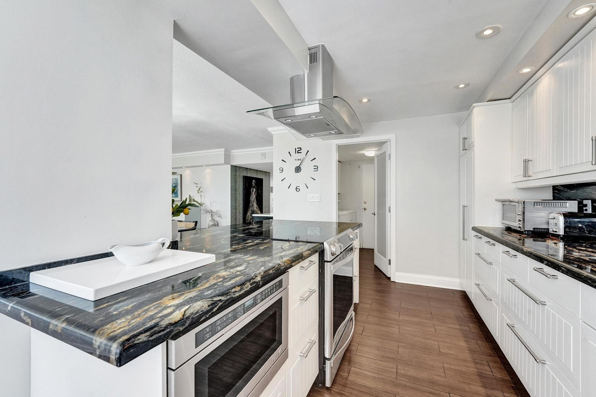 4300 N Ocean Blvd 2L