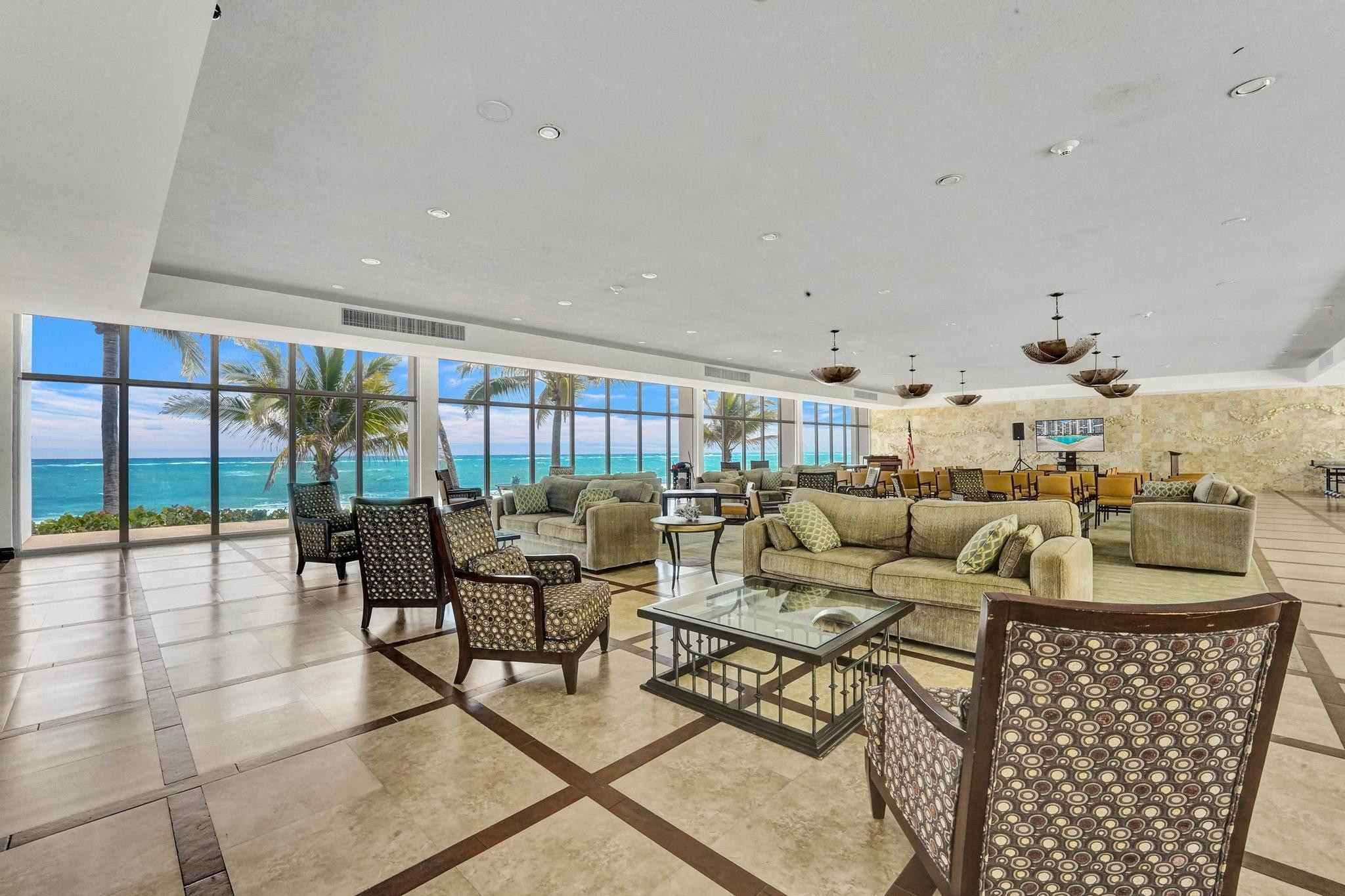 4300 N Ocean Blvd 2L