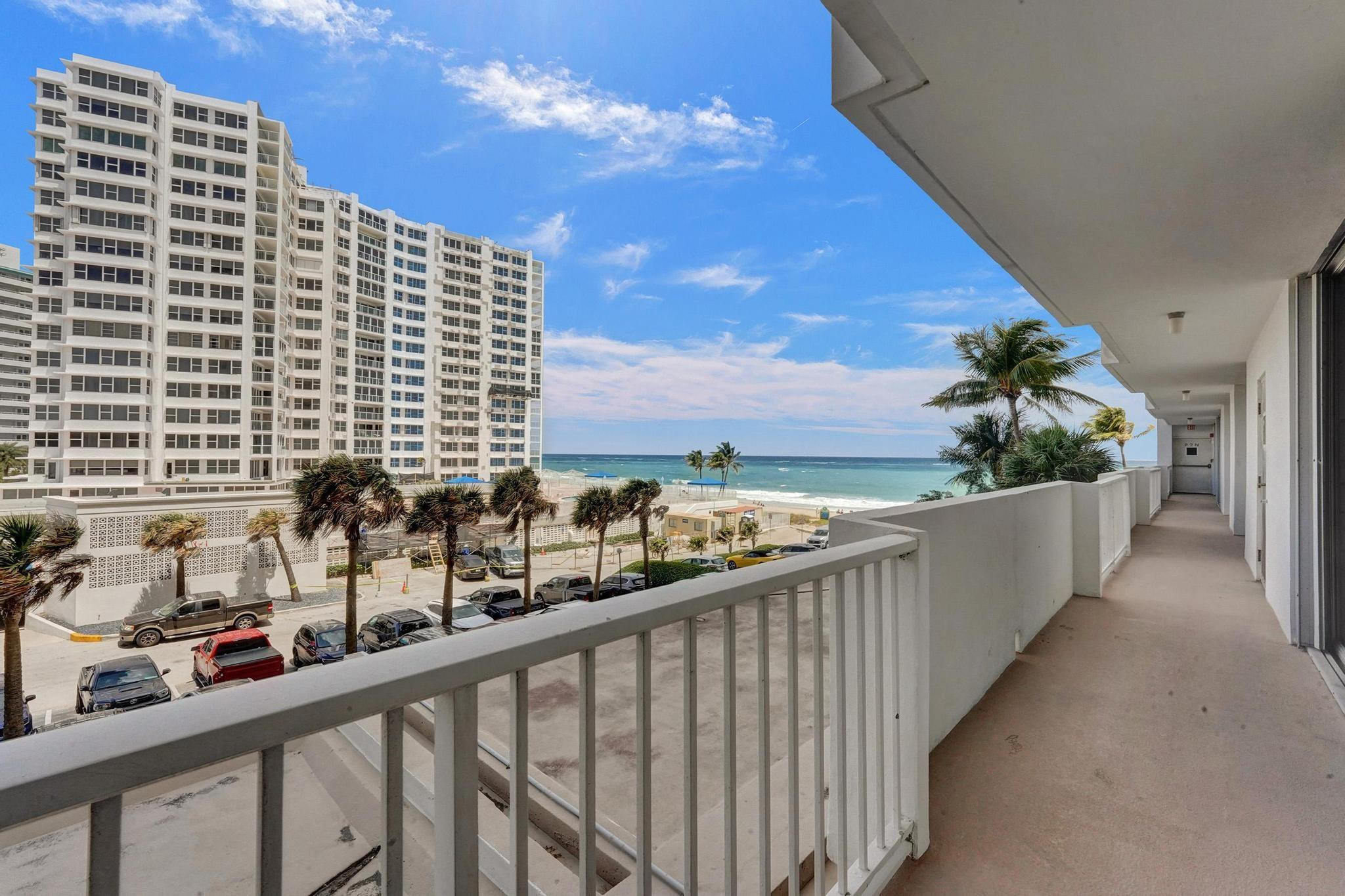 4300 N Ocean Blvd 2L