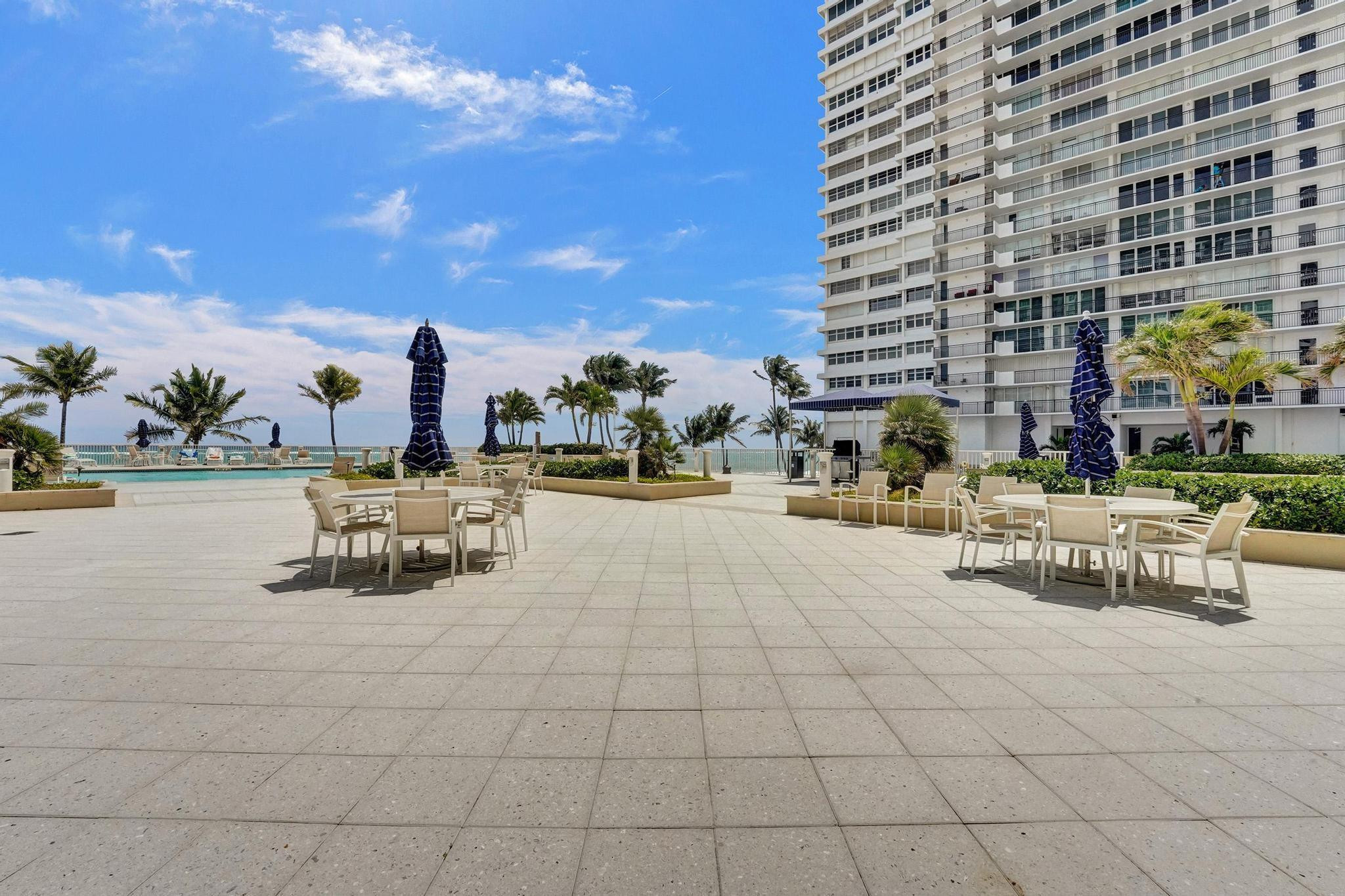 4300 N Ocean Blvd 2L