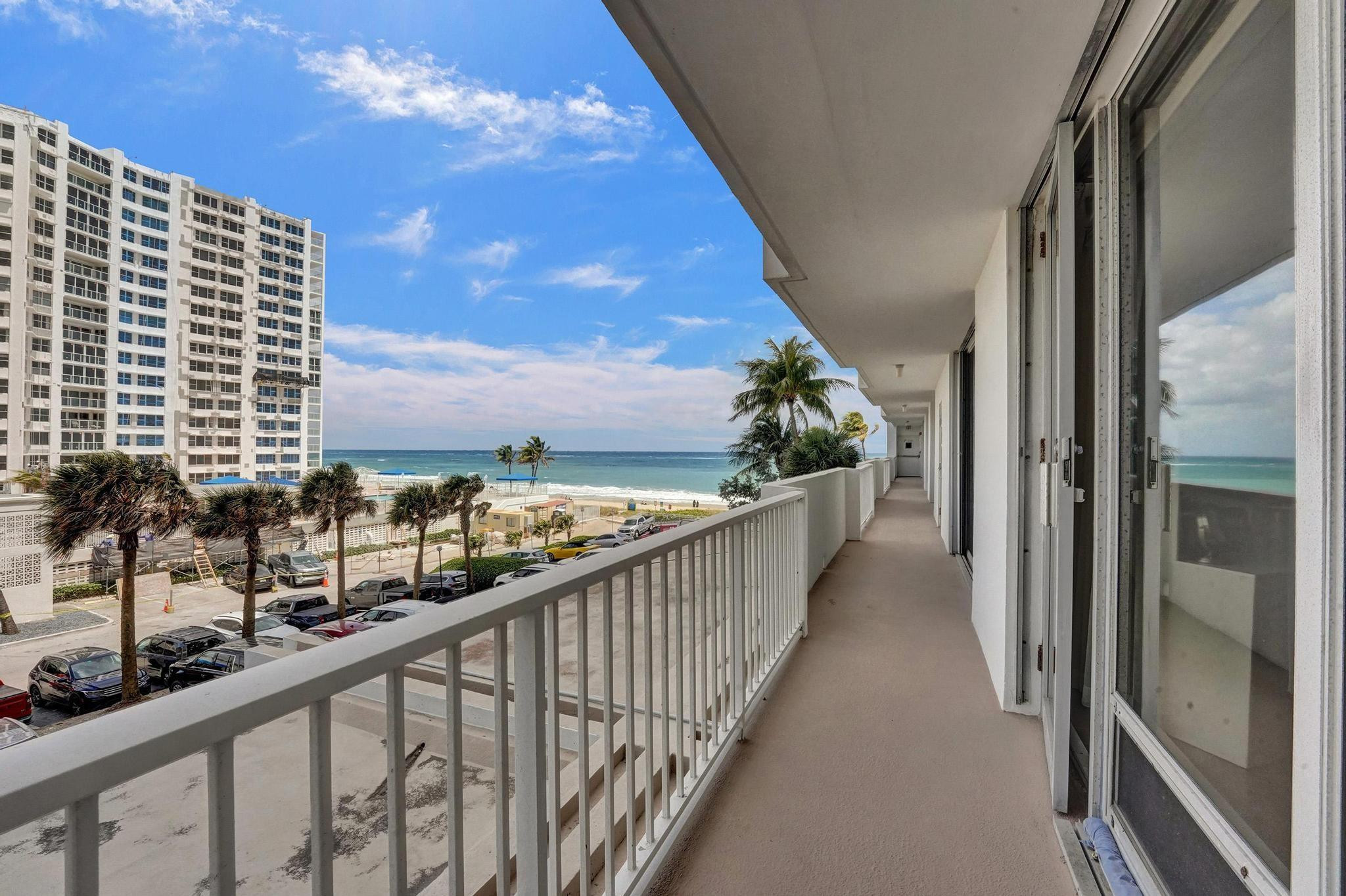 4300 N Ocean Blvd 2L