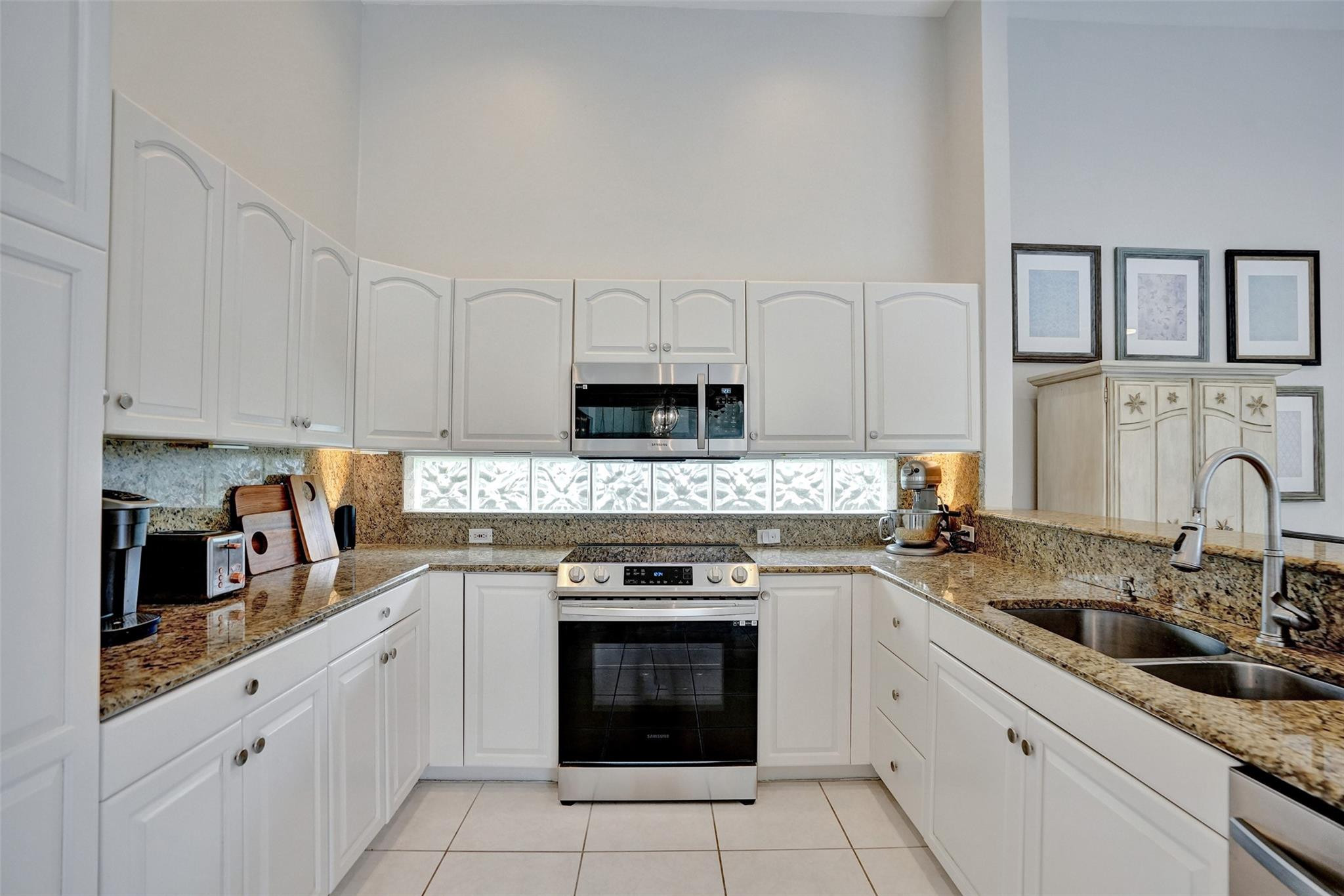 10444 NW 48th Mnr