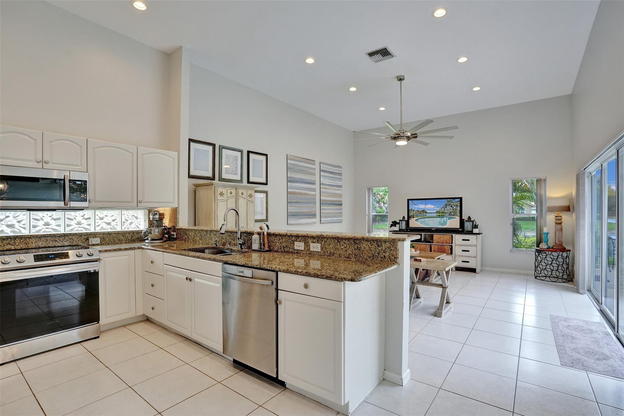 10444 NW 48th Mnr