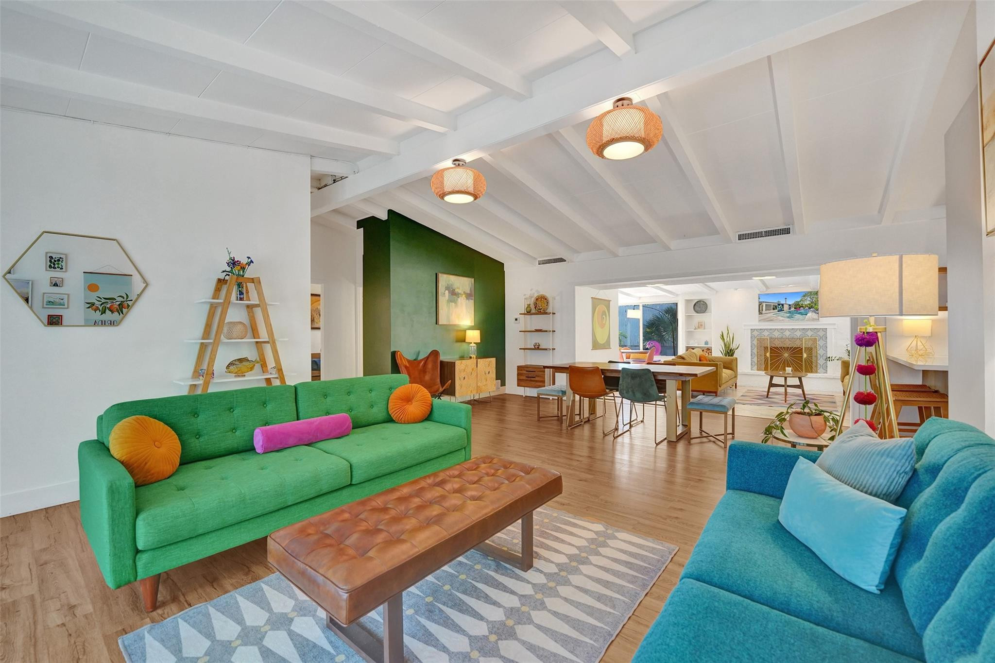 2513 Whale Harbor Ln