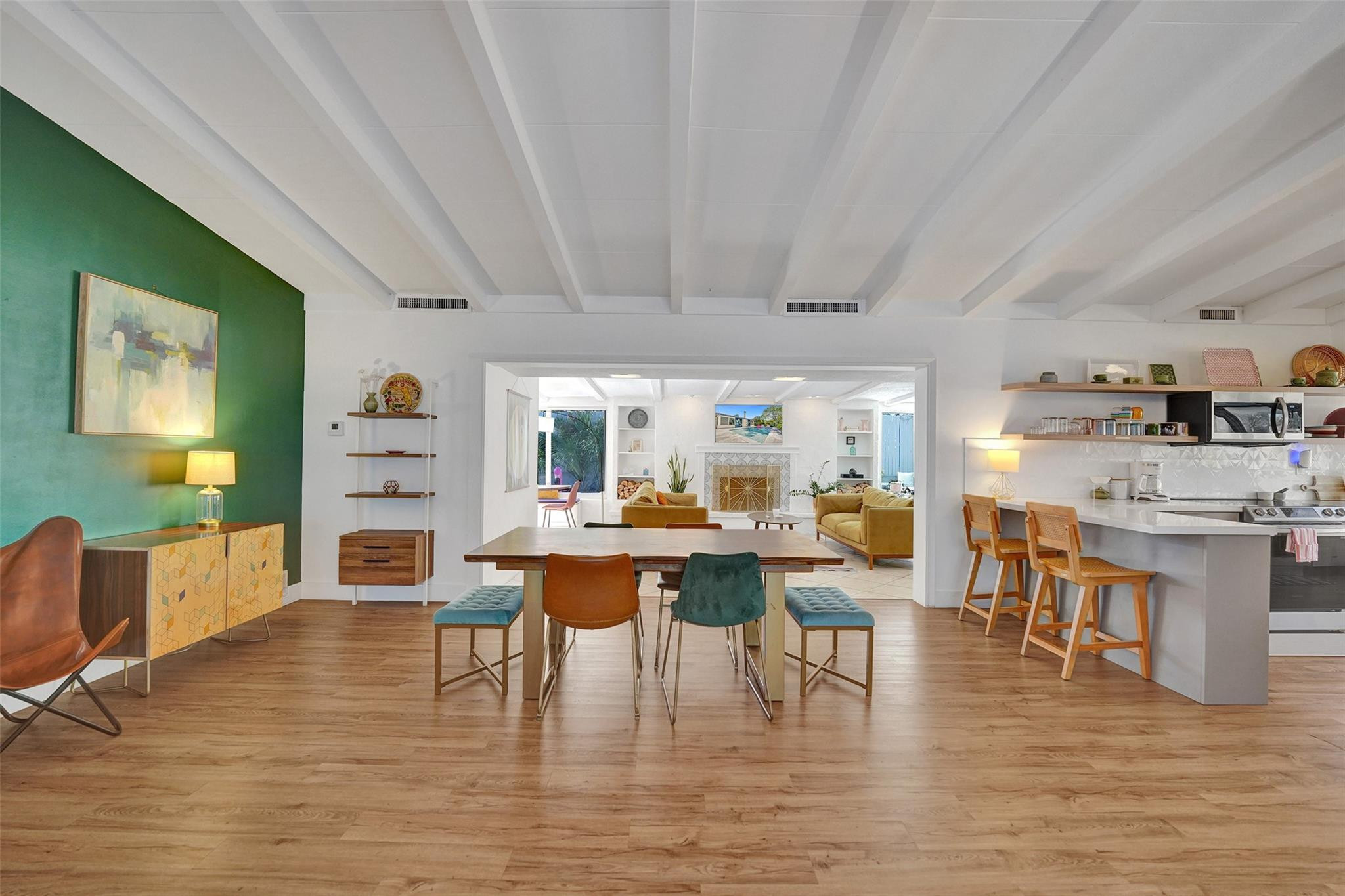 2513 Whale Harbor Ln