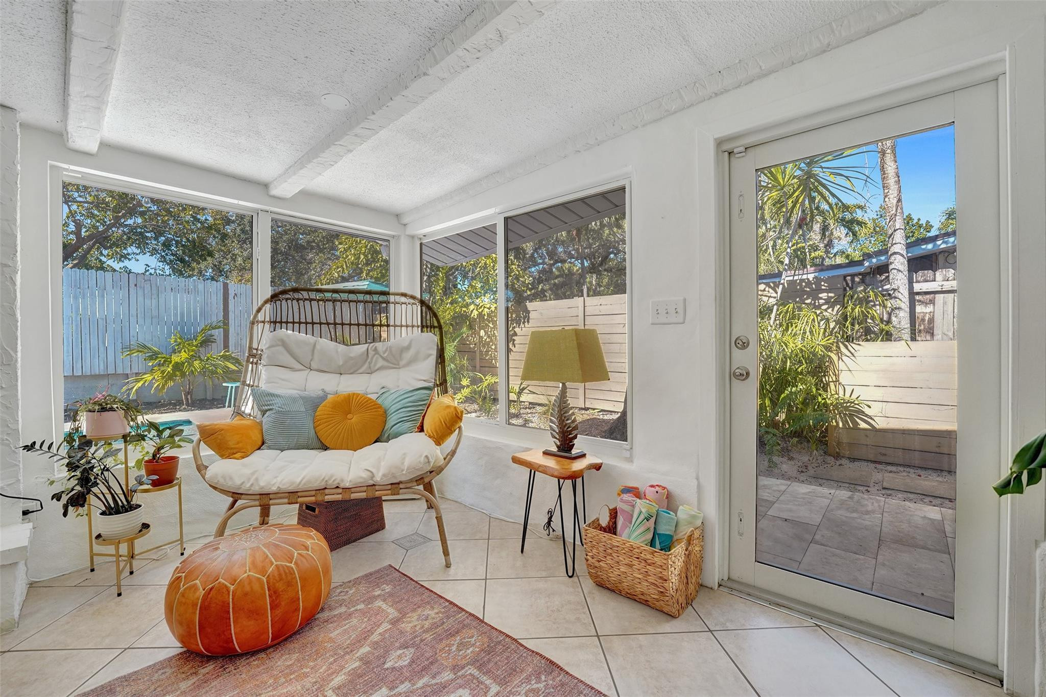 2513 Whale Harbor Ln