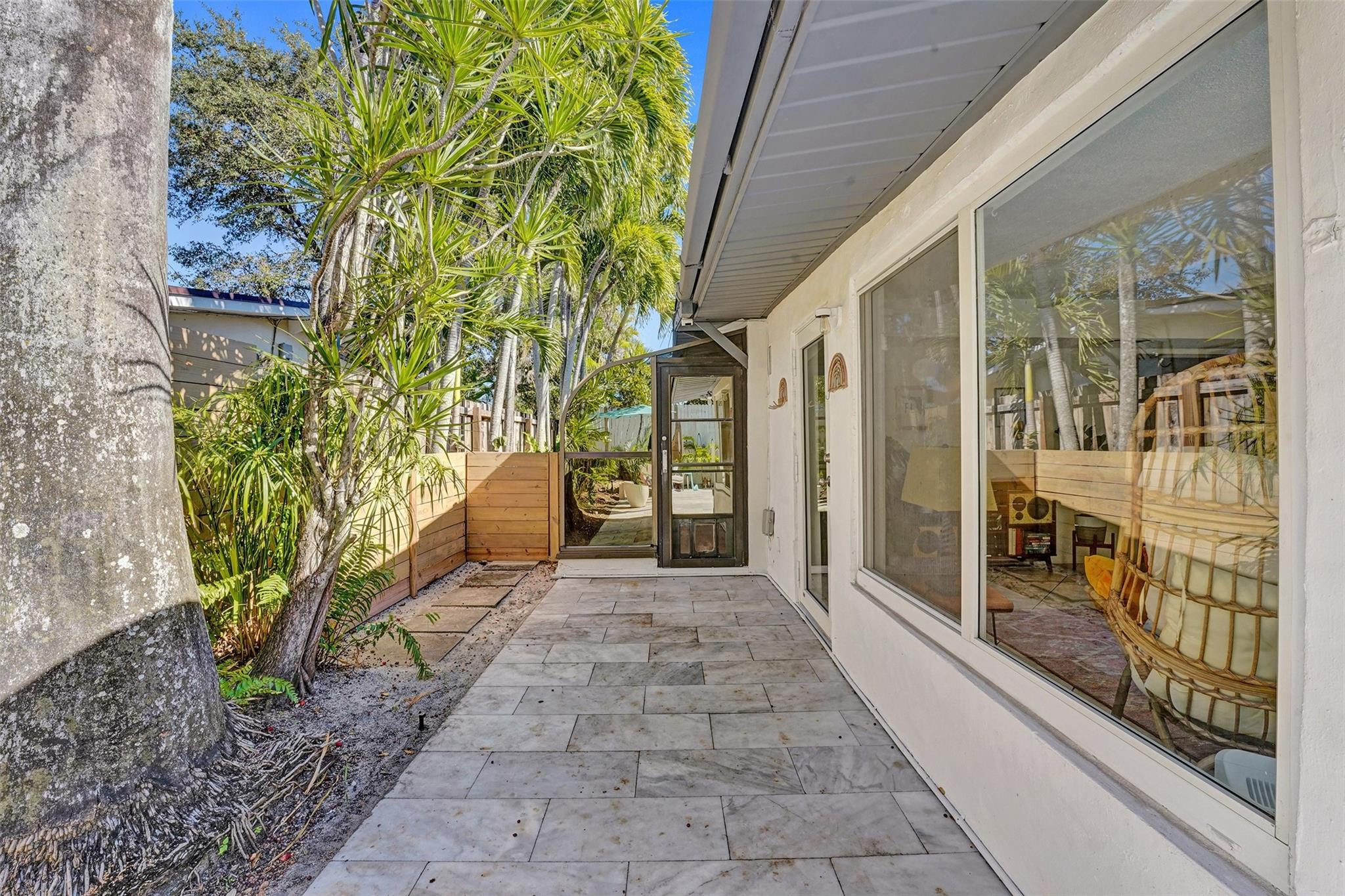 2513 Whale Harbor Ln