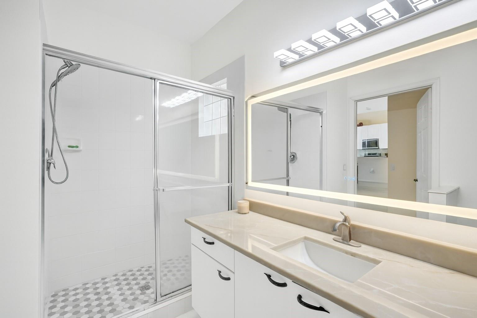 1581 NW 159th Ave