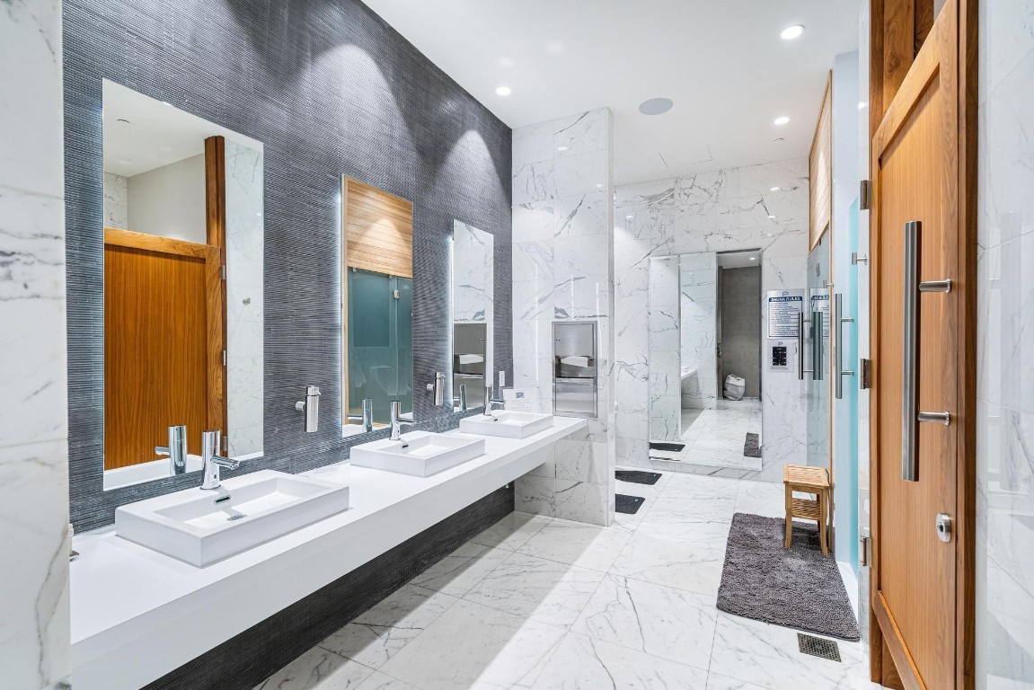 701 N Fort Lauderdale Beach Blvd 1103