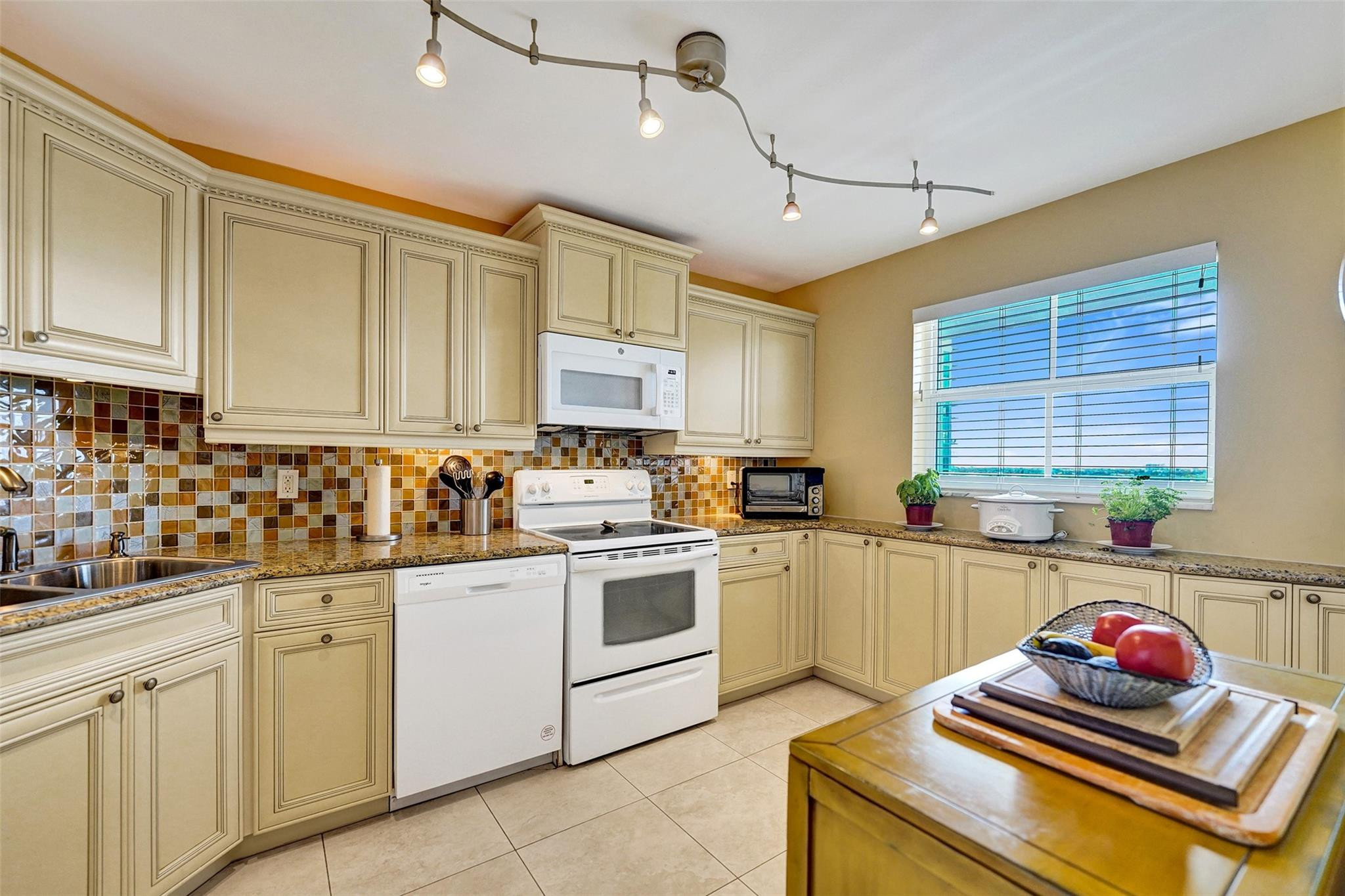 111 N Pompano Beach Blvd 1213