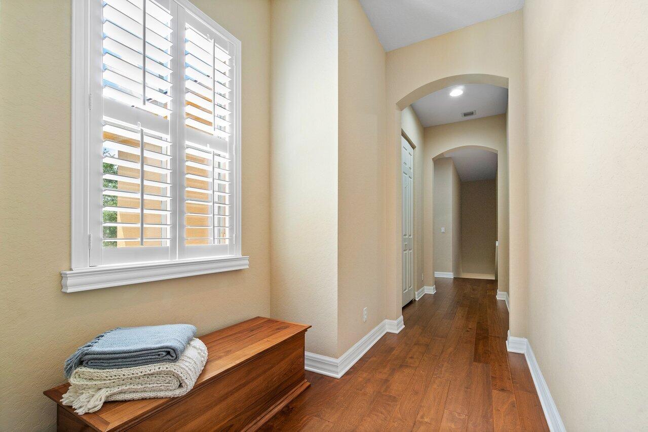 103 Ennis Lane