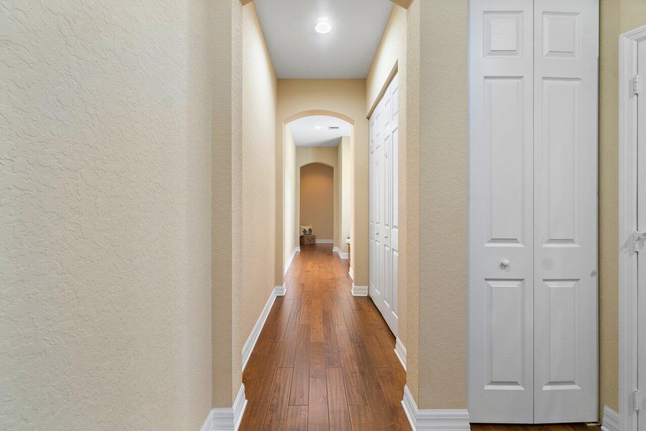 103 Ennis Lane