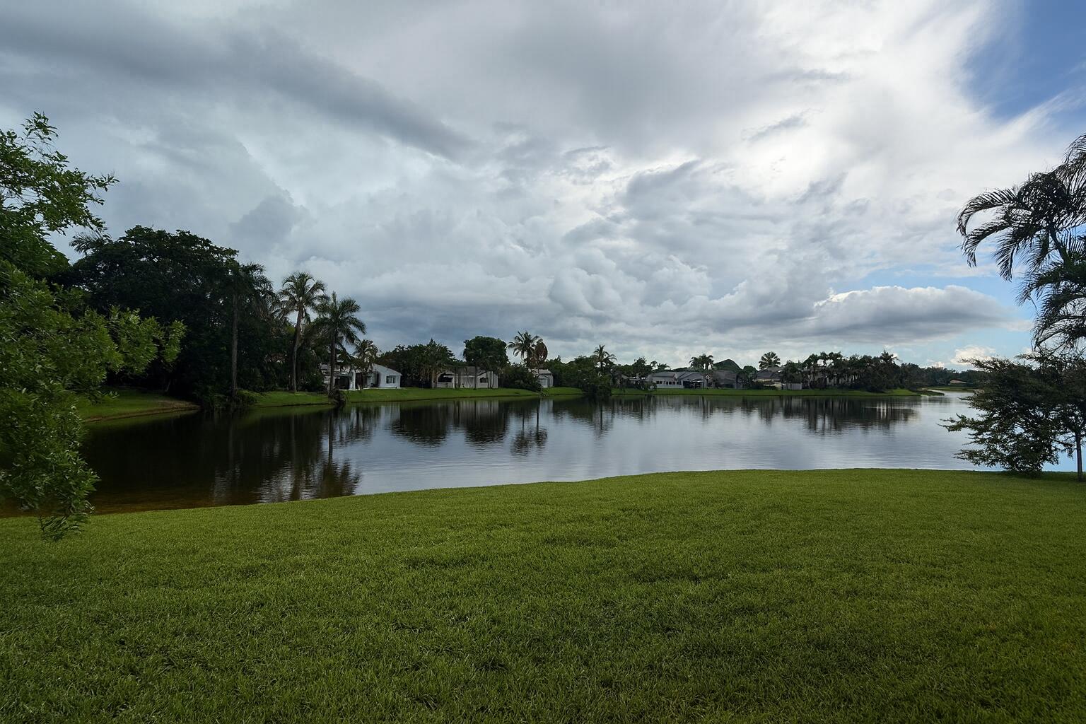 182 SW 164th Avenue, Pembroke Pines