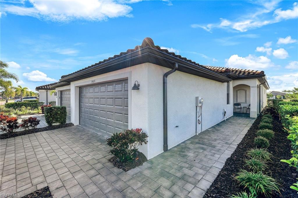 14021 Pine Lodge LN