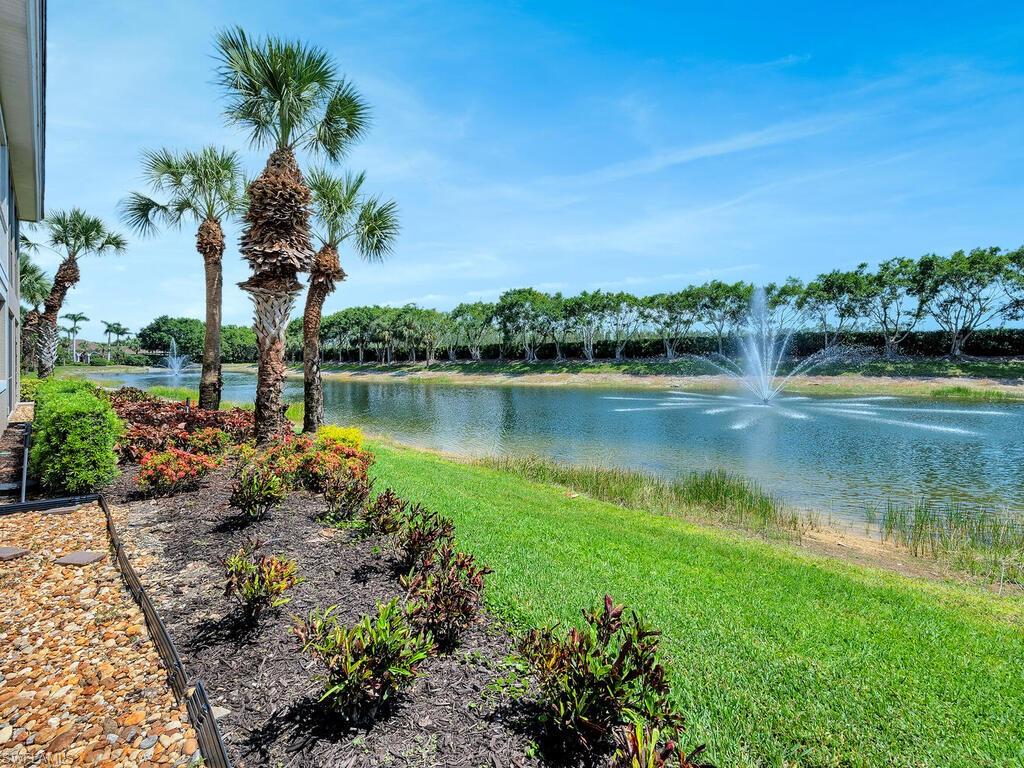 10070 Valiant CT # 102