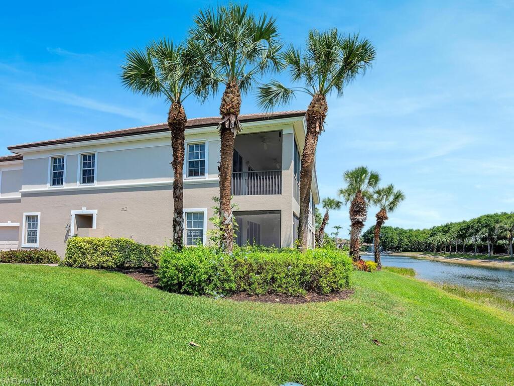 10070 Valiant CT # 102