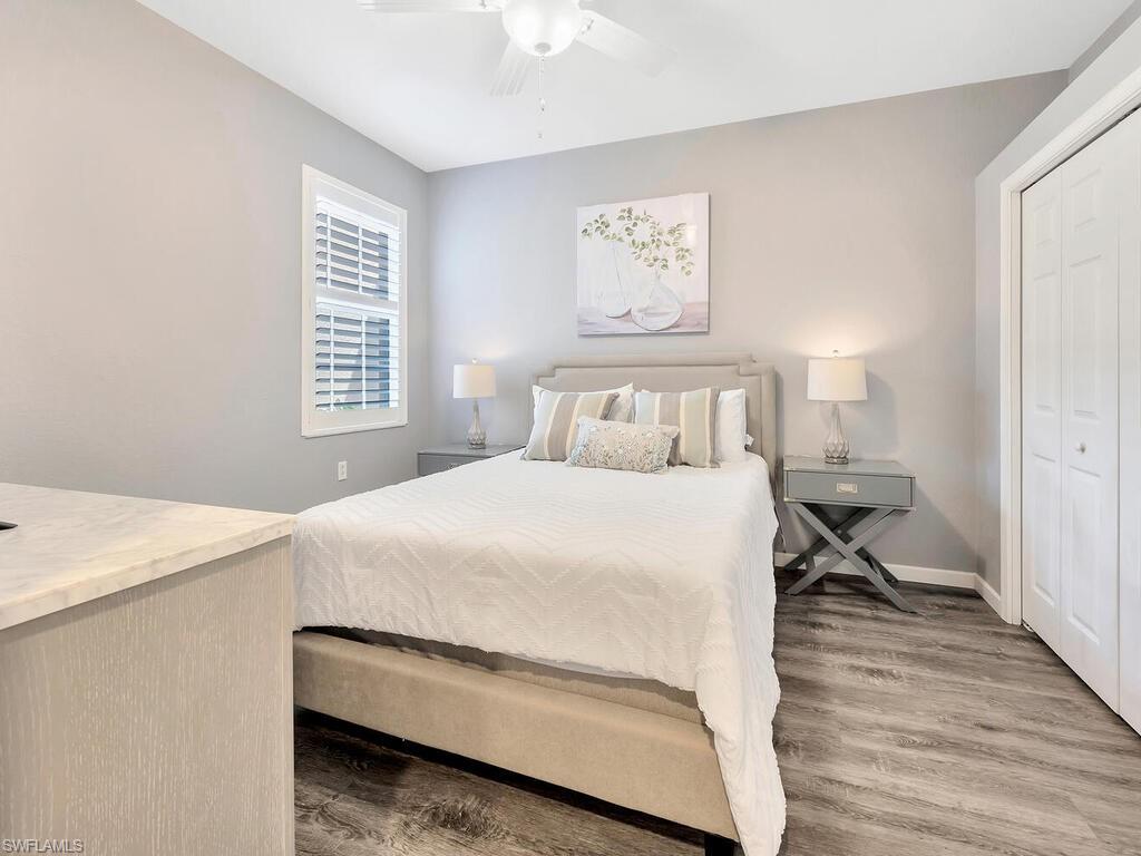 10070 Valiant CT # 102