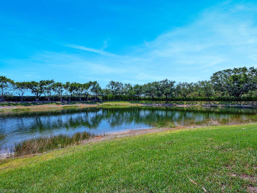 10070 Valiant CT # 102