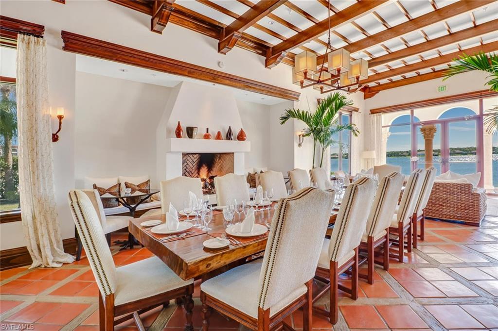 10371 Via Anacapri CT