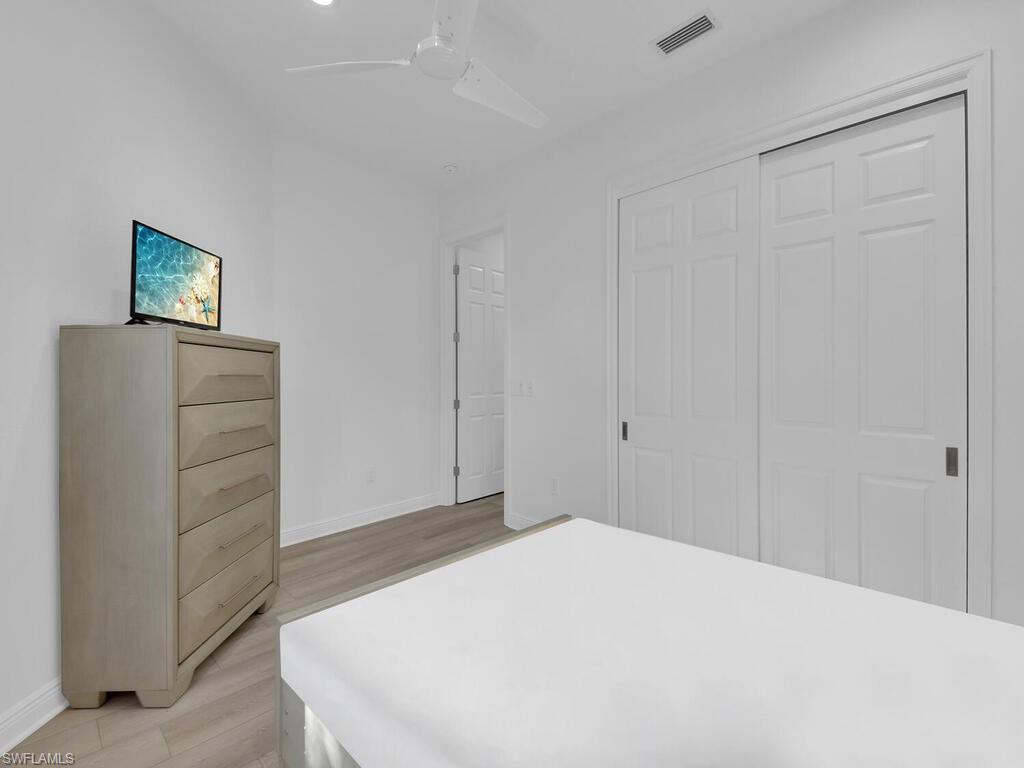10500 Marino Pointe DR # 703