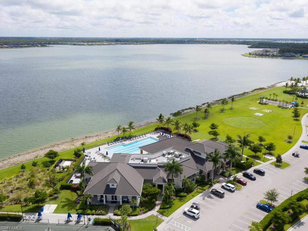 19125 Aqua Shore DR