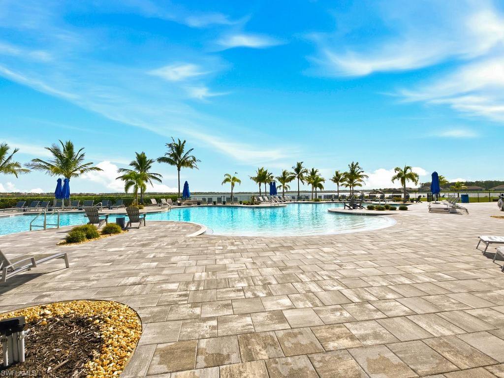 19125 Aqua Shore DR