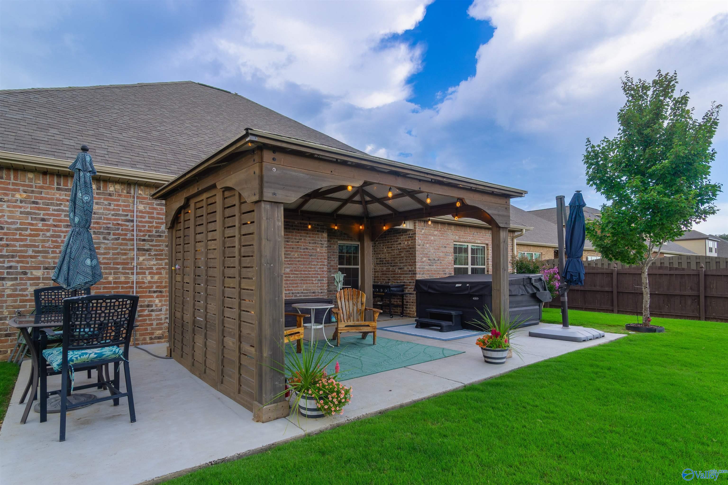 11015 Thorne Drive