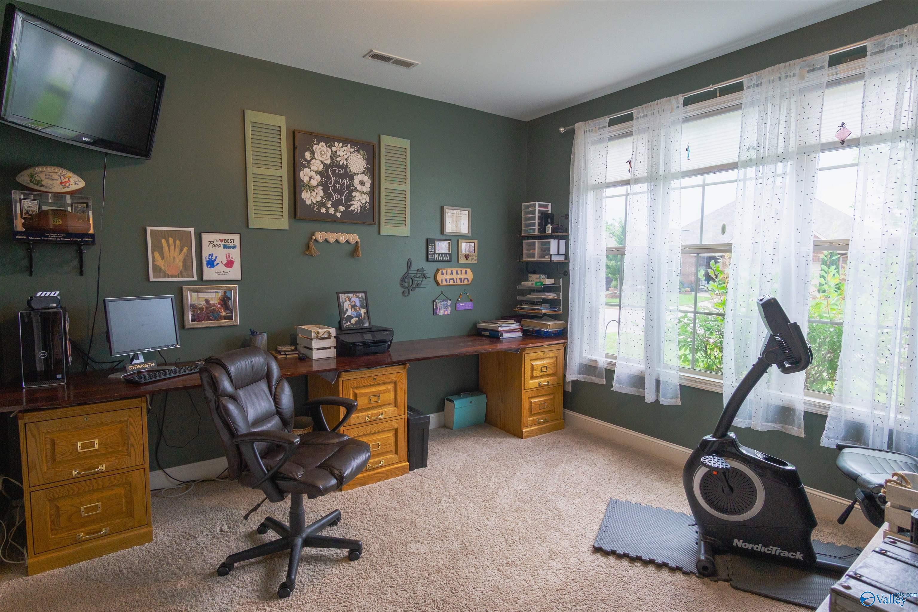 11015 Thorne Drive