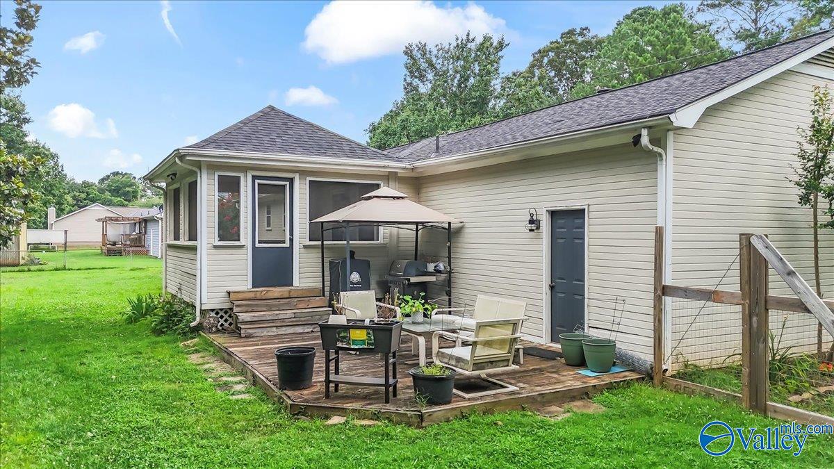 104 Mcclellan Lane