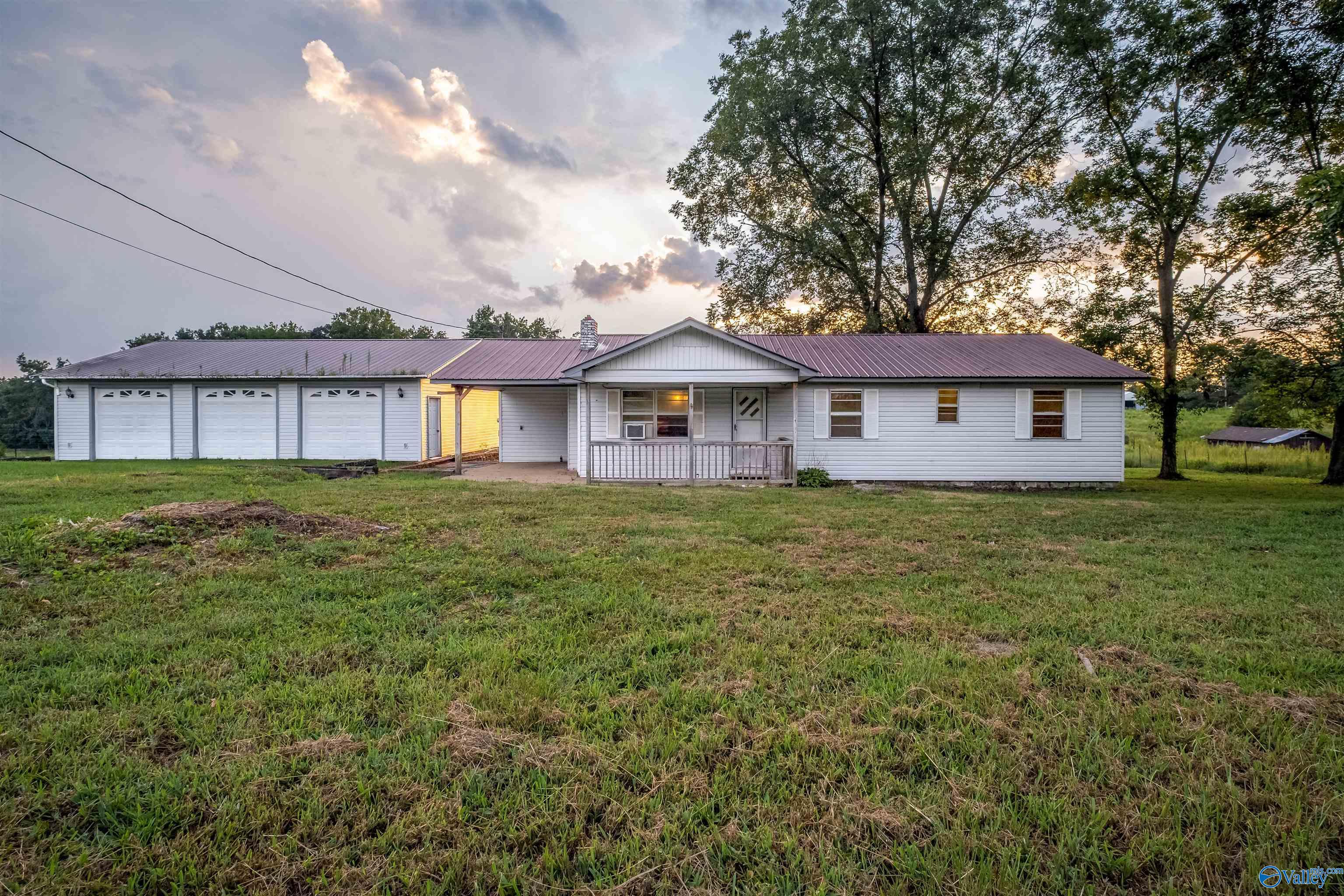 2565 County Road 82