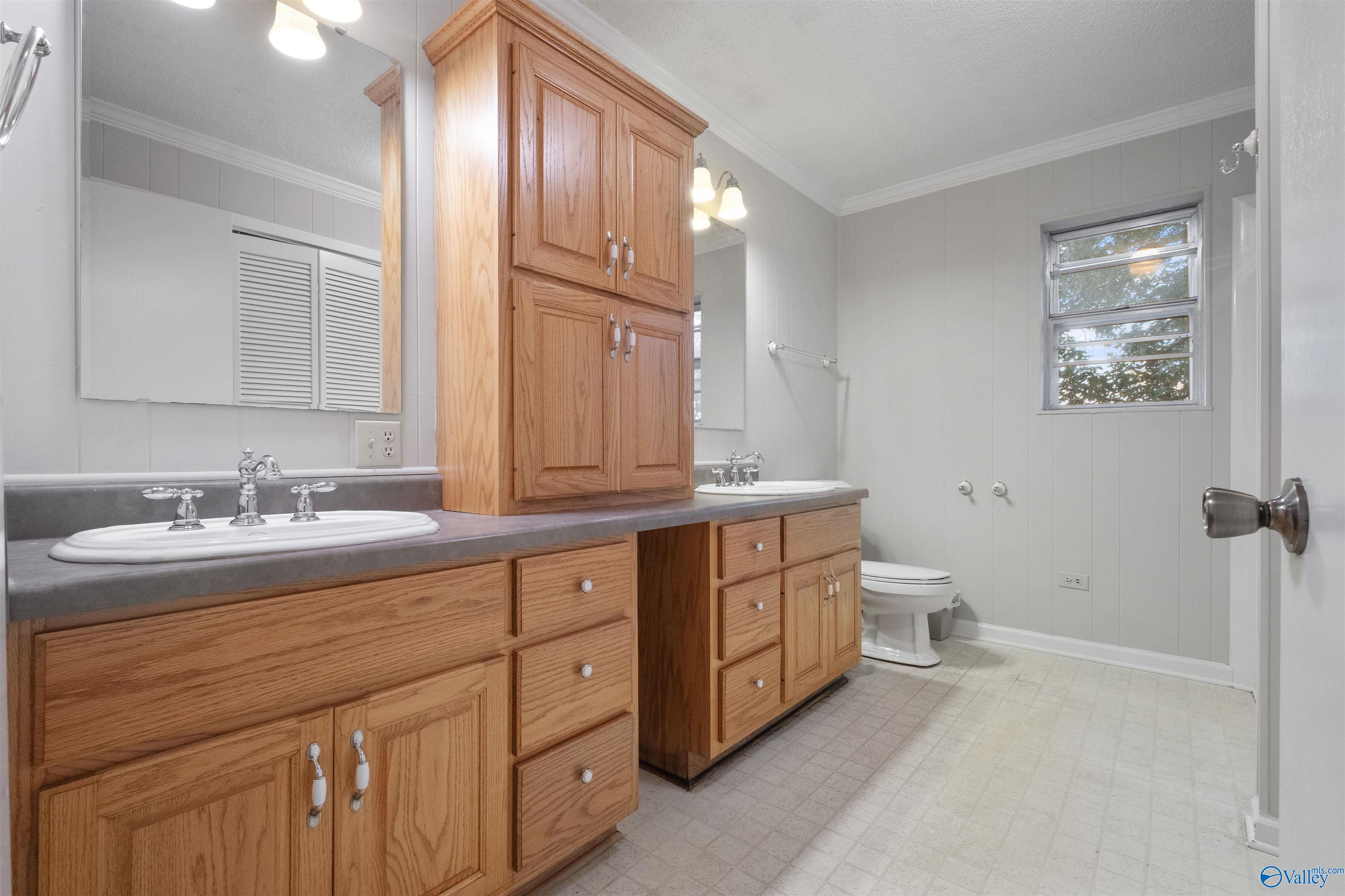 2565 County Road 82