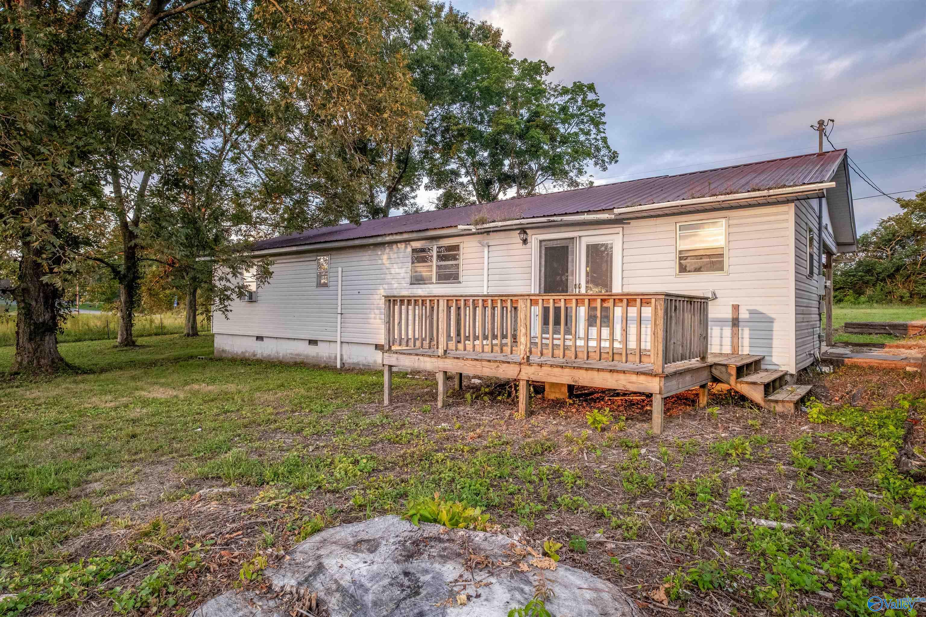 2565 County Road 82