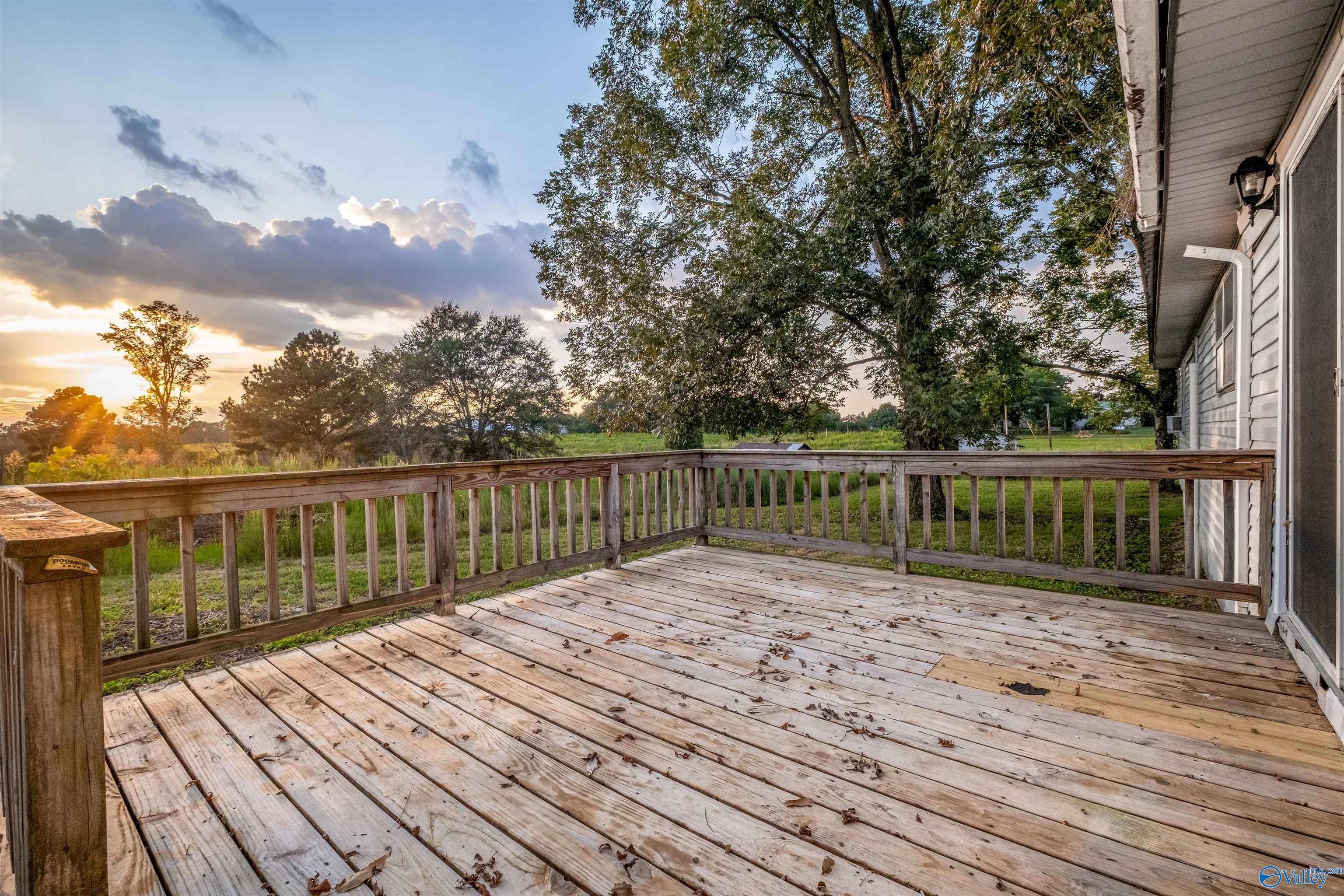 2565 County Road 82