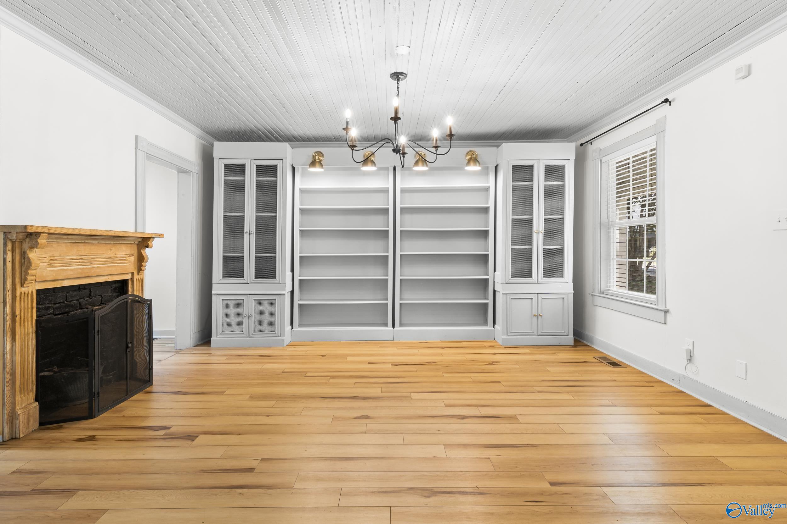 3305 Bradley Street SW