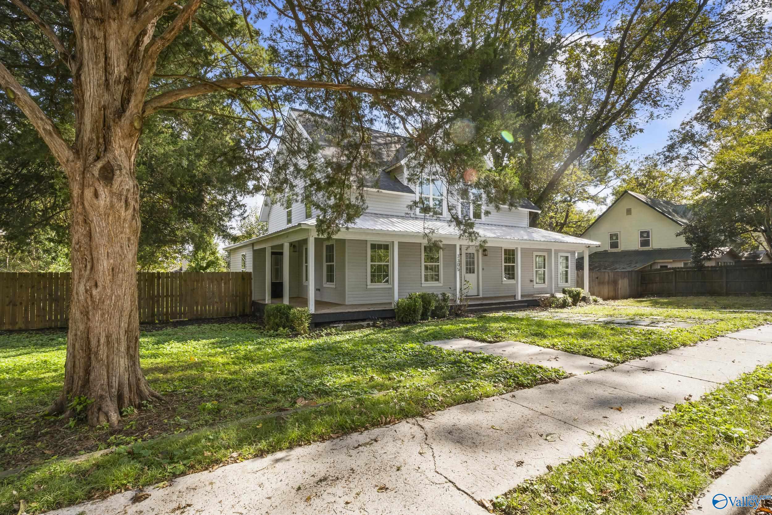 3305 Bradley Street SW