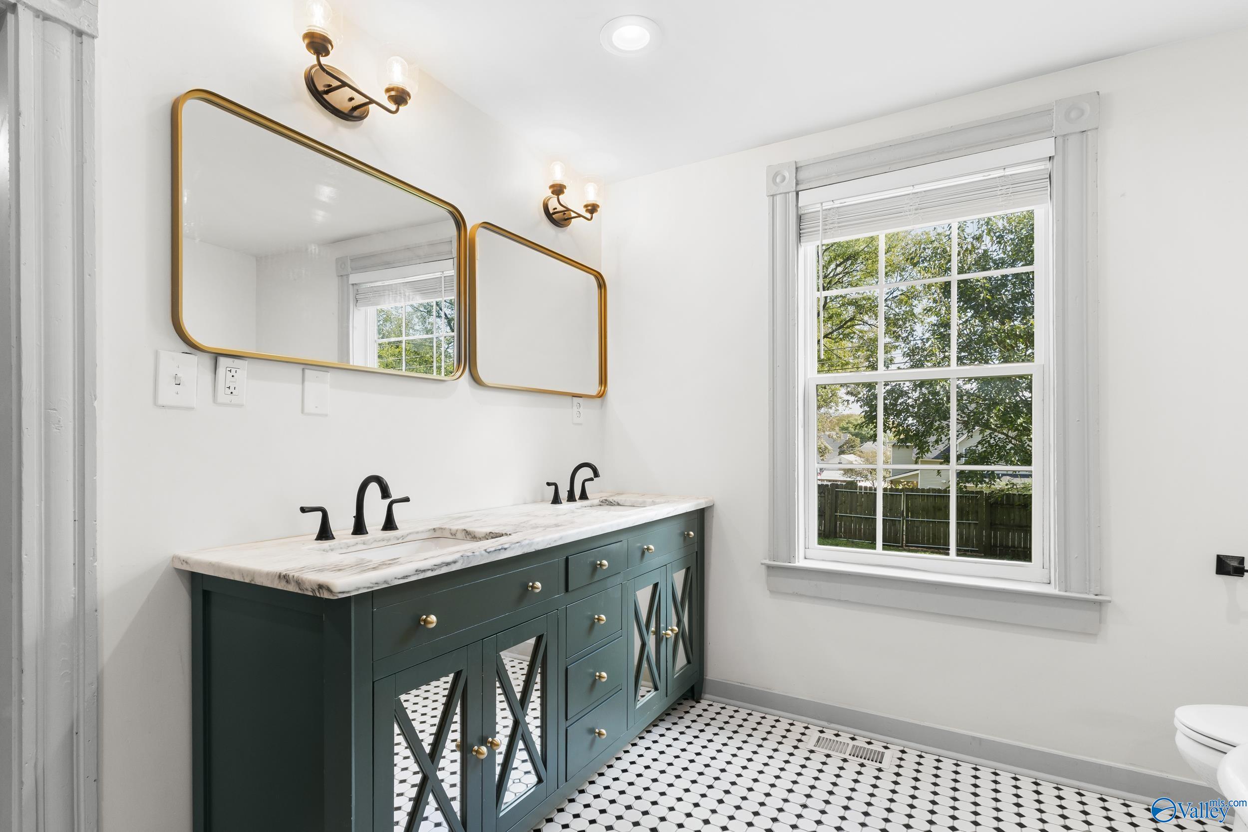 3305 Bradley Street SW