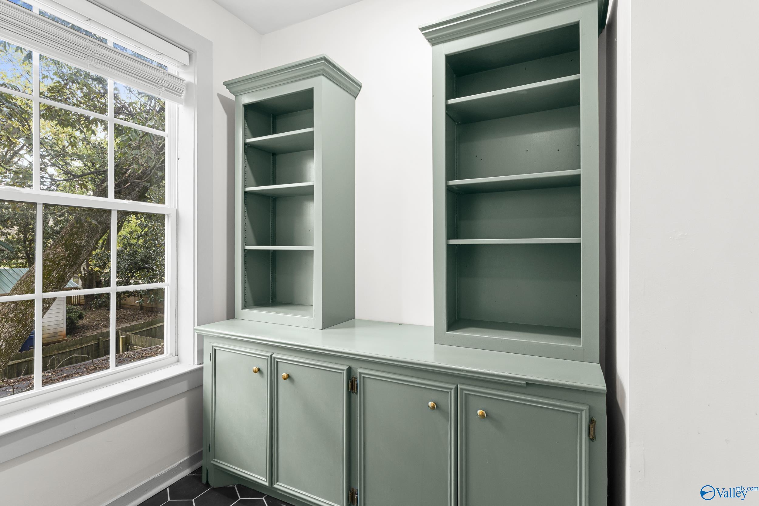 3305 Bradley Street SW