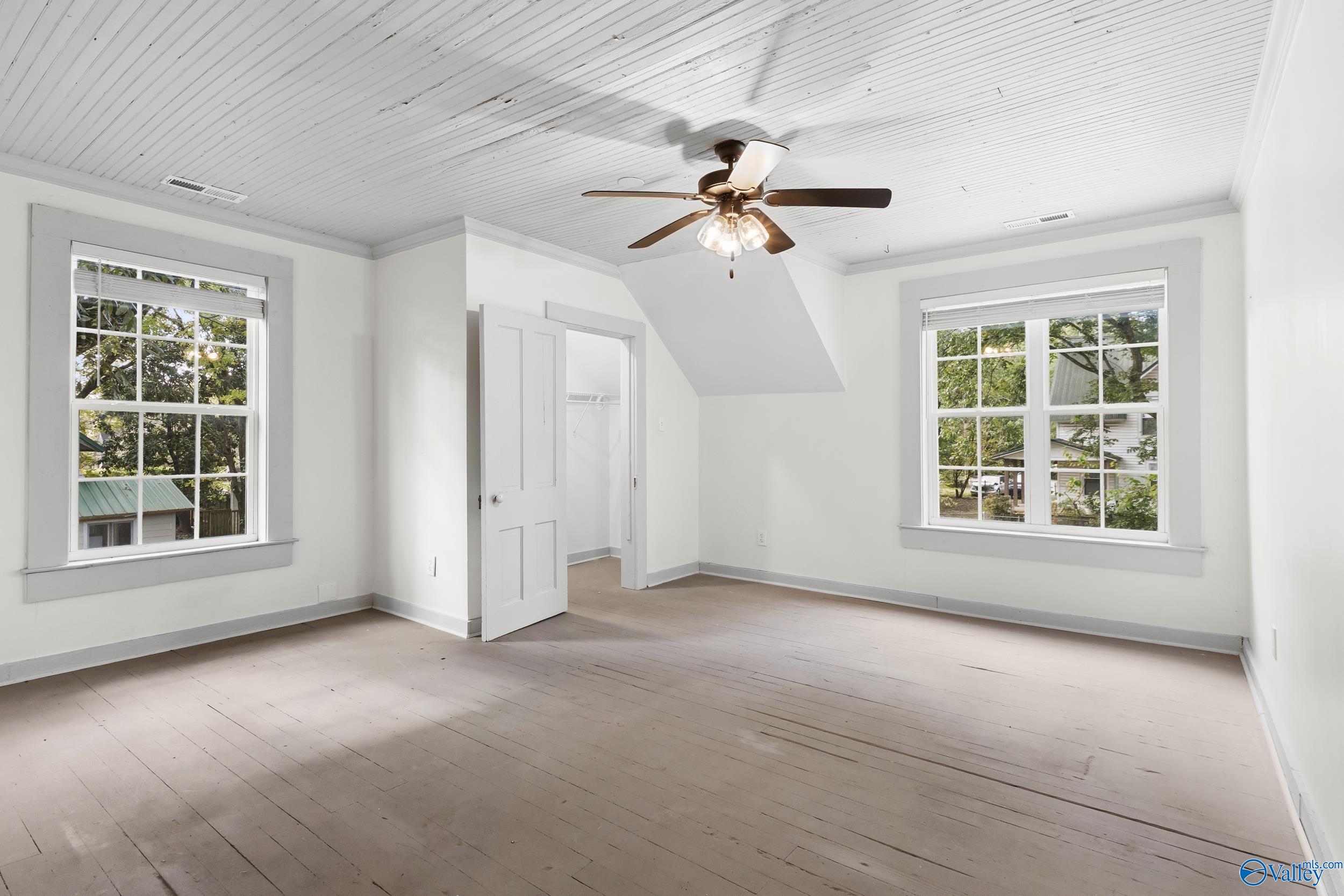 3305 Bradley Street SW