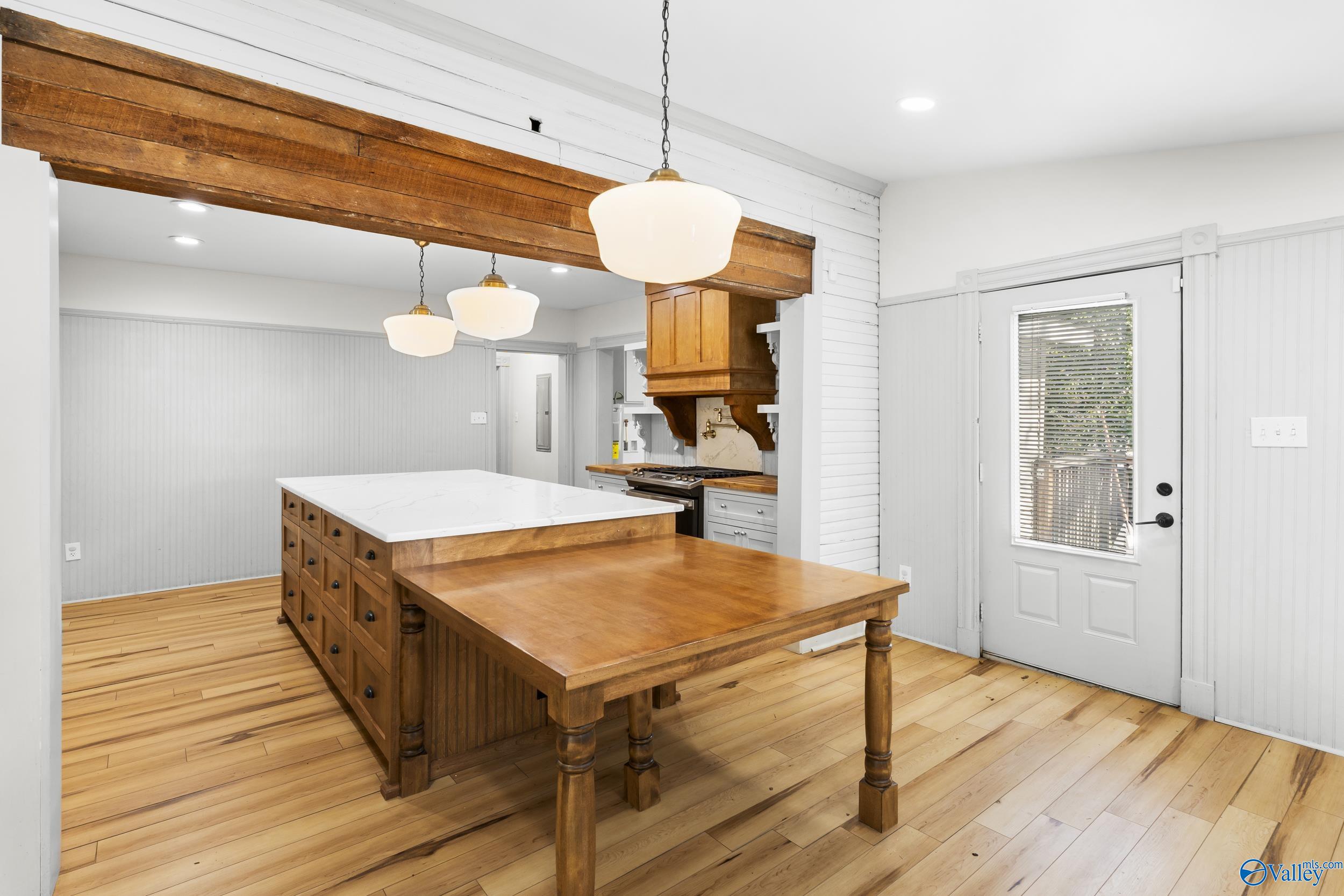 3305 Bradley Street SW