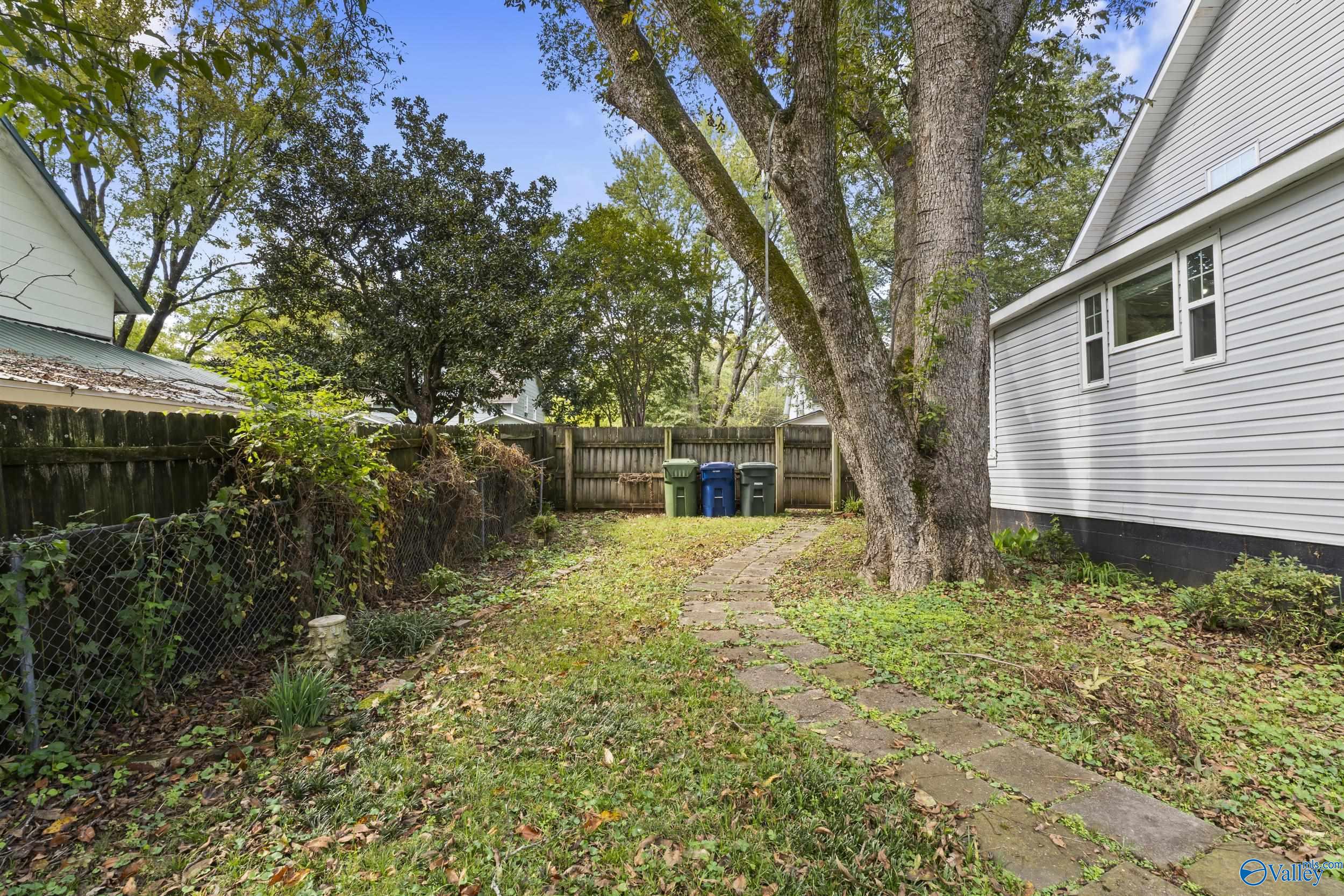 3305 Bradley Street SW