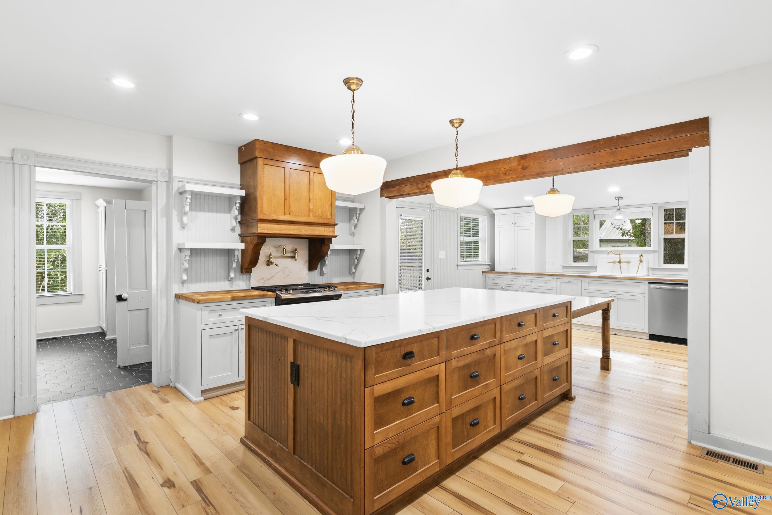 3305 Bradley Street SW