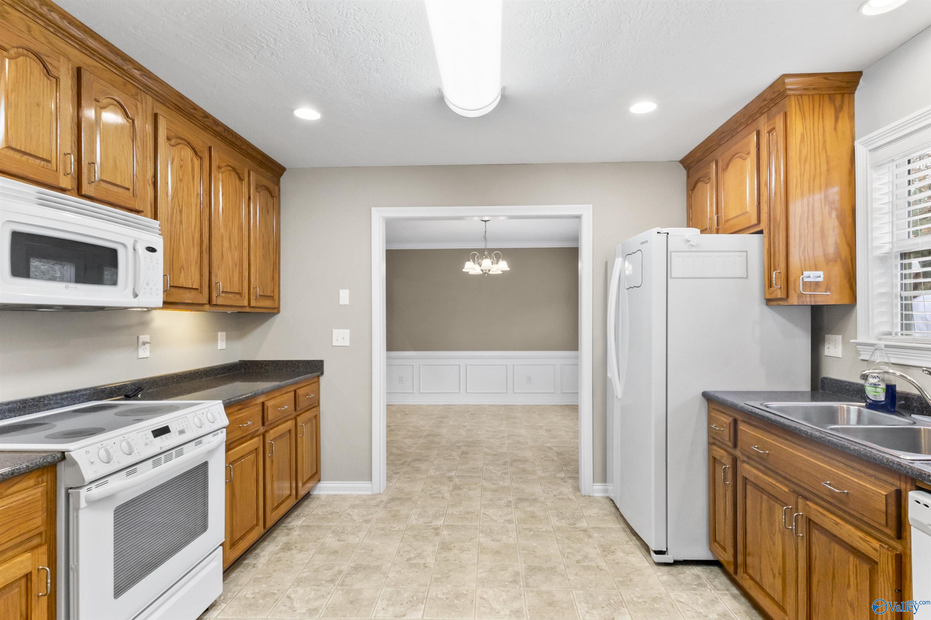 2571 Little Creek Road